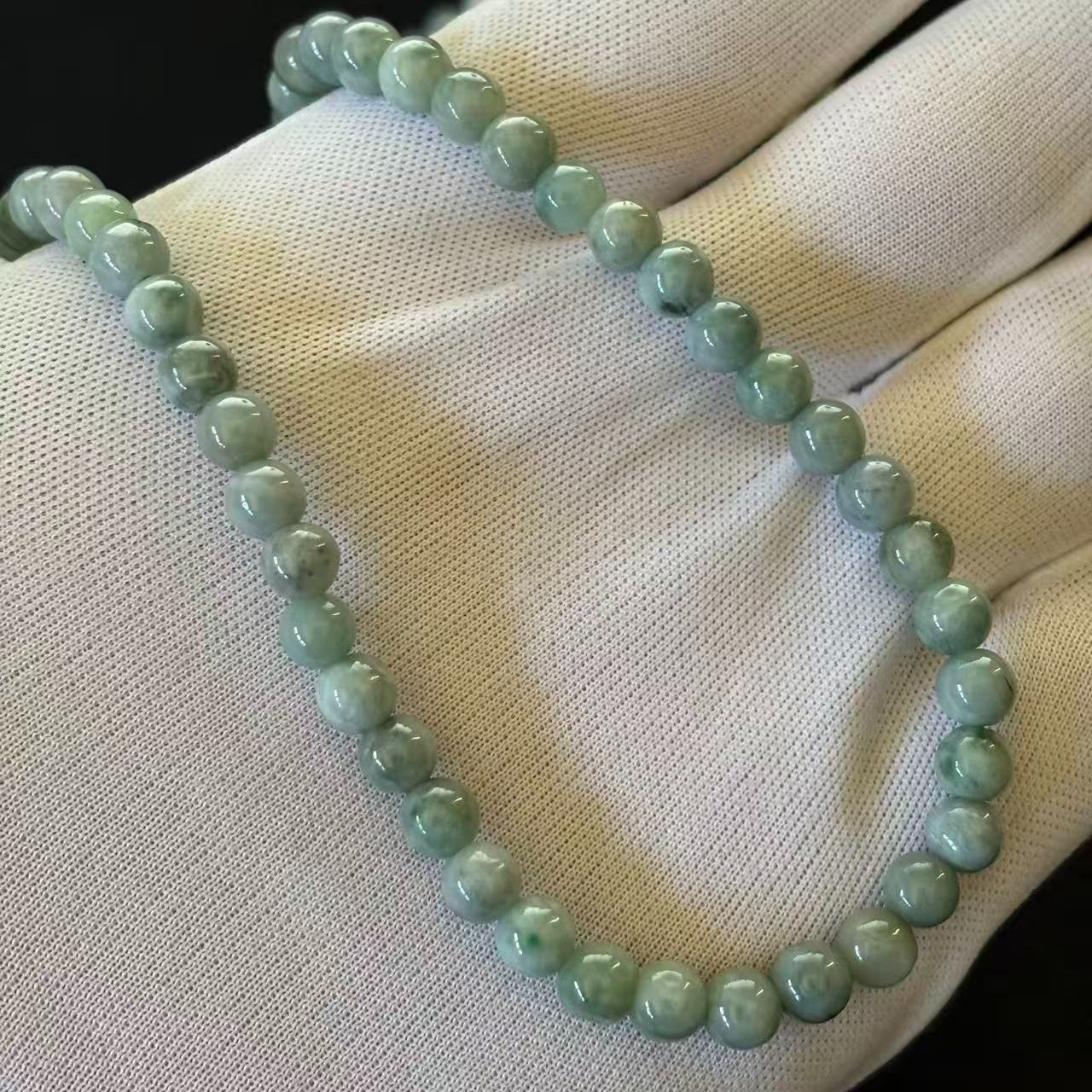 Natural Burmese Green Jade Jadeite Beaded Necklace, Width 6 mm, Length 20 inch