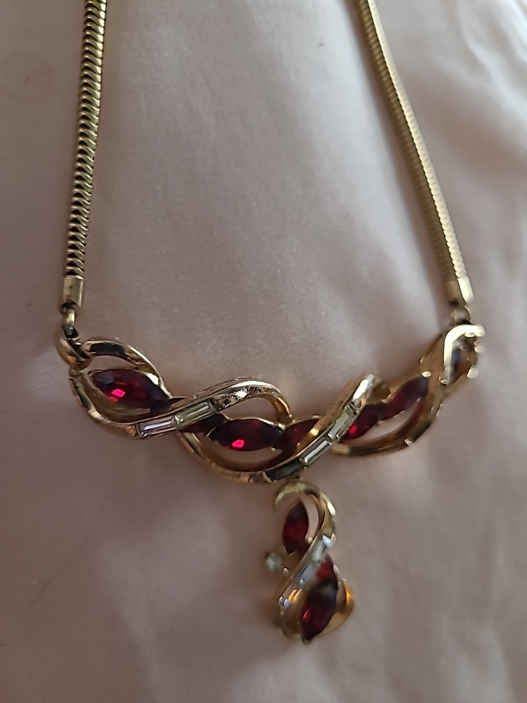 Vintage 1930s To 1950s Trifari RED Rhinestones Necklace