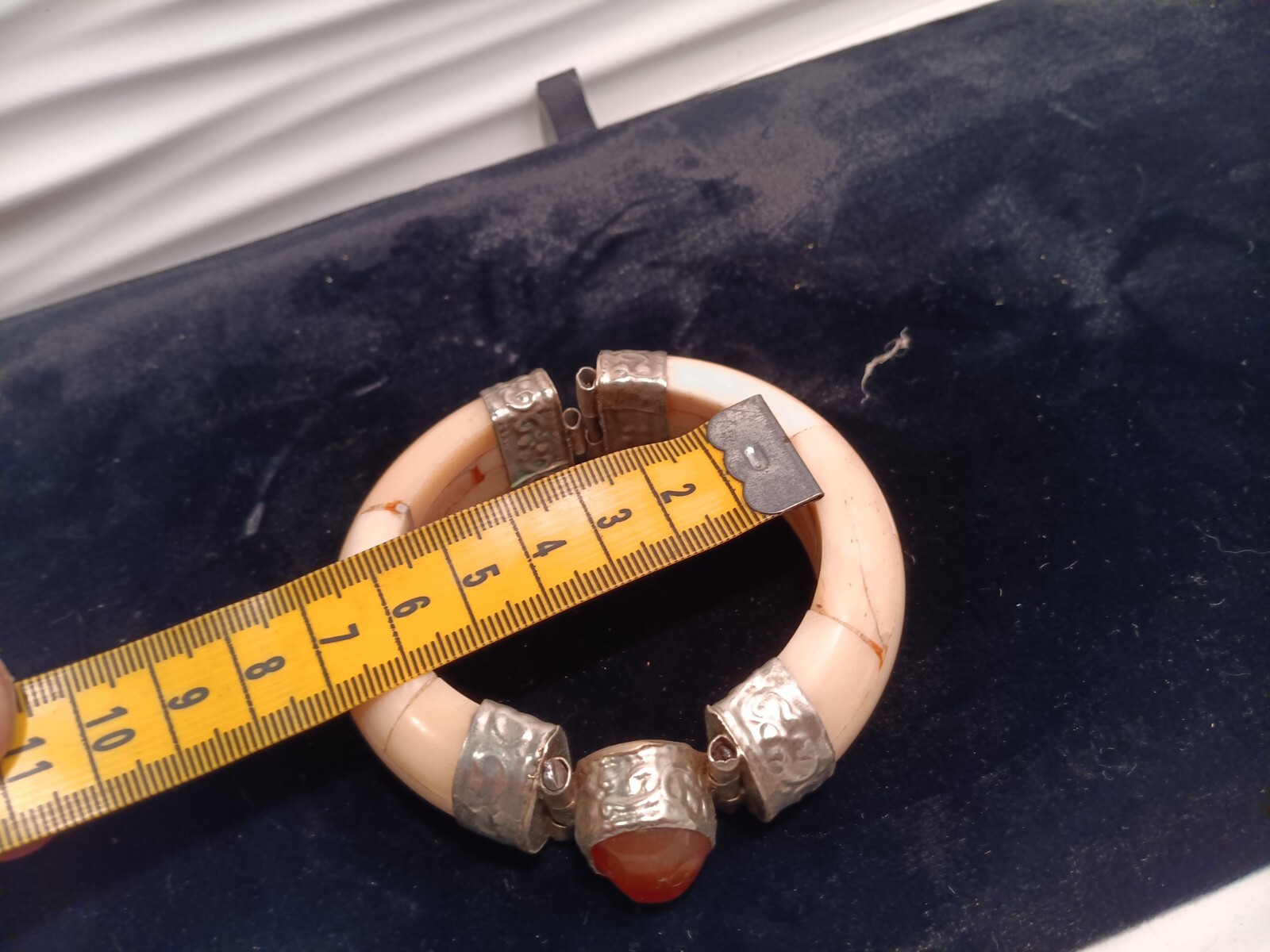 Vintage Bone & Silver Pull Pin Hinged Bangle Bracelet 2-1/4” Opening 1” Wide Gem
