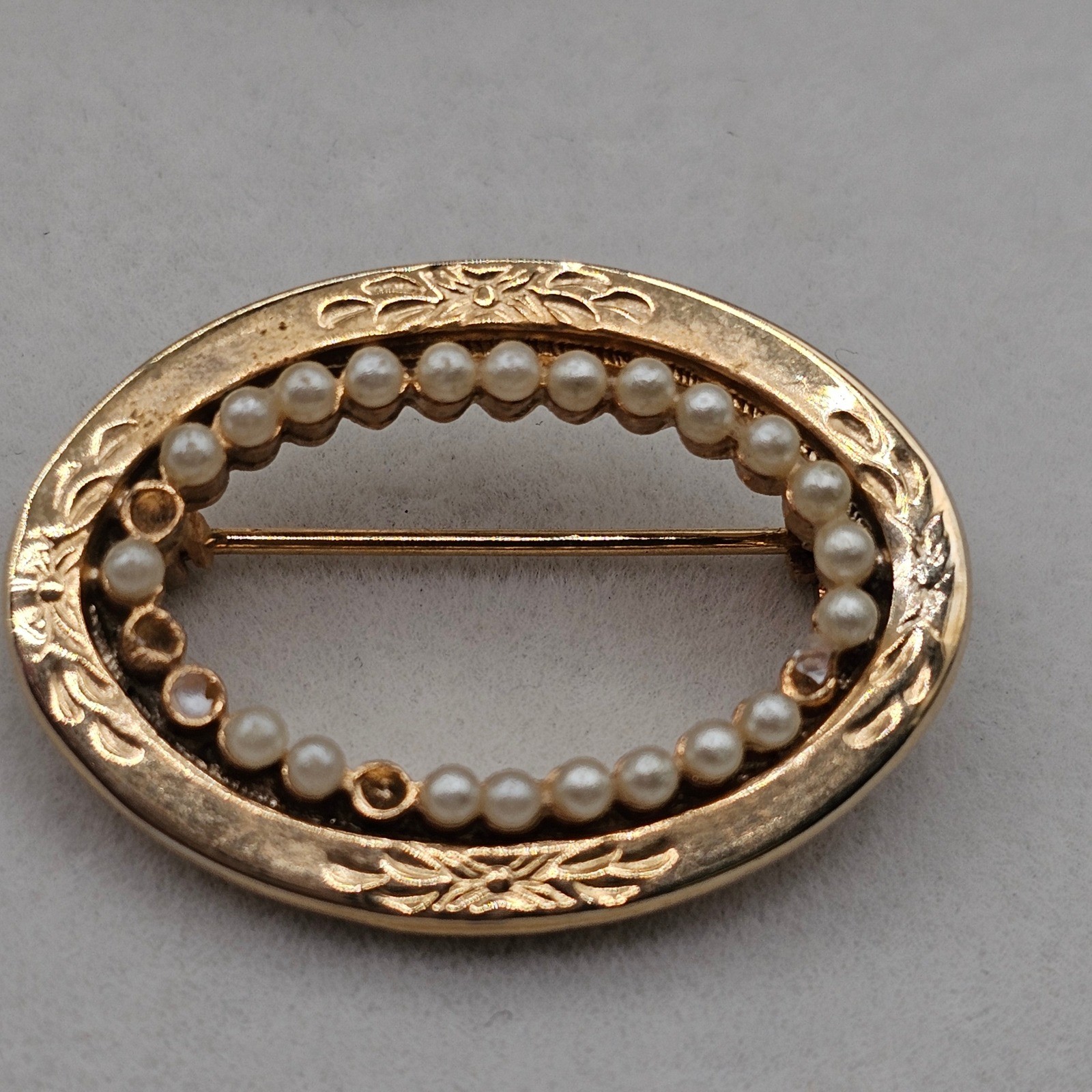 Gold Tone Brooch Lot 13pc Gold Tone Faux Pearl Enamel Rhinestone Avon Monet Pins