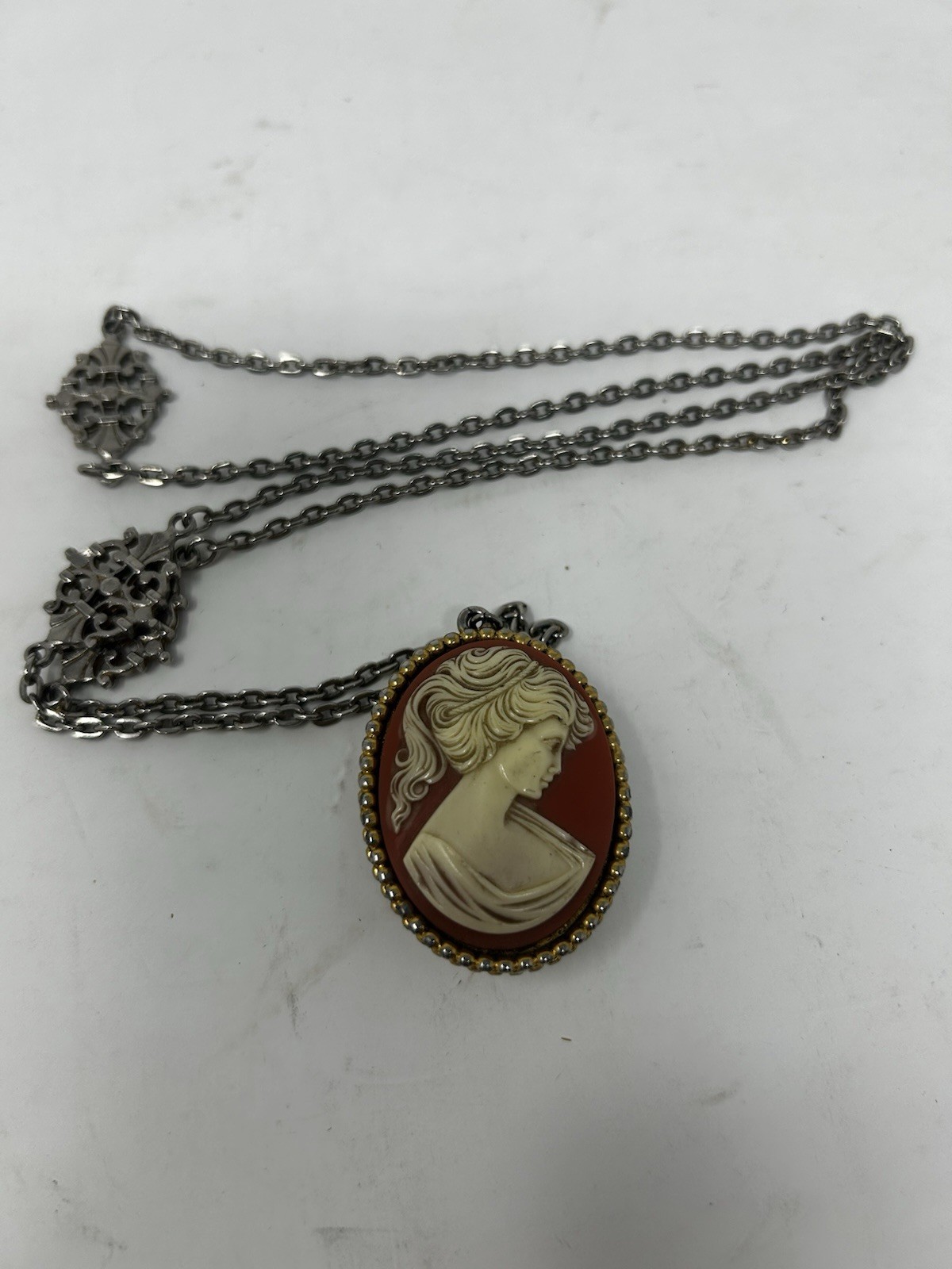 Vintage Baroness Manual Wind Pendant Watch Necklace Untested