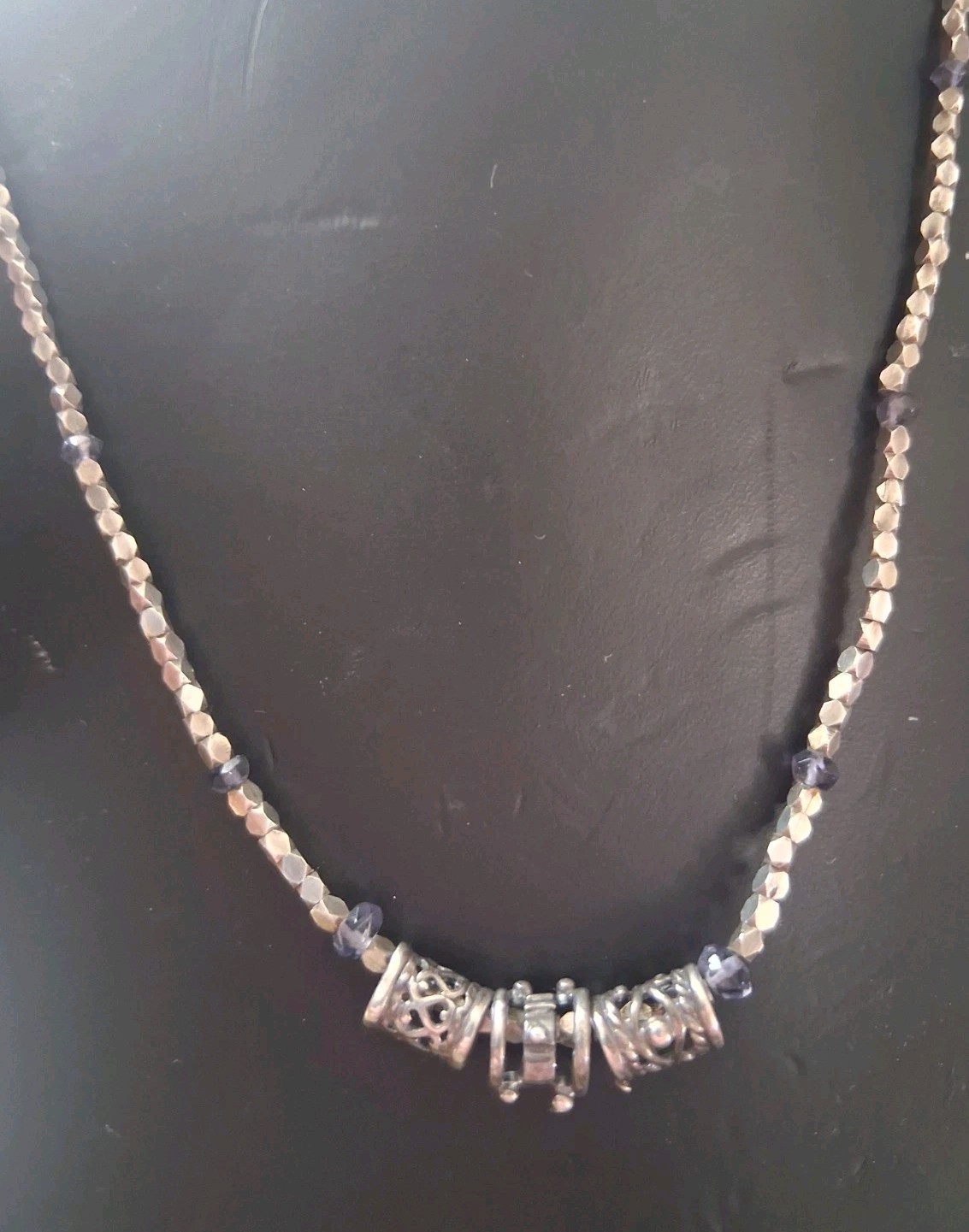 Sterling silver bead & amethyst chip accent bead necklace w/925 accent beads 17″
