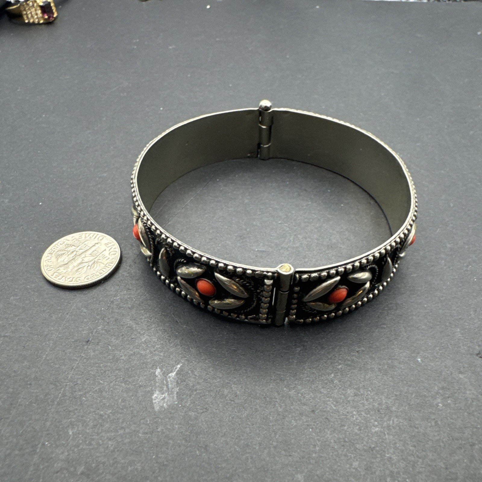 Vintage Silver Toned Hinged Bangle 2.5” Bracelet With Orange Stone 2.5” Opening