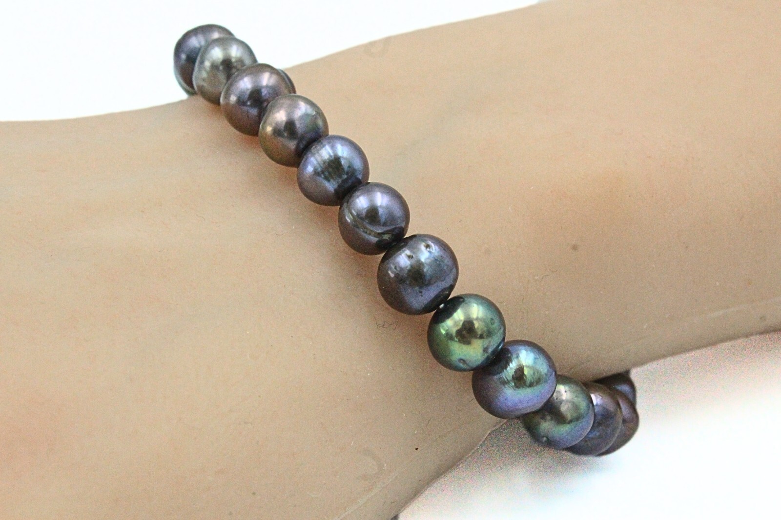 Gorgeous Peacock Black Iridescent Freshwater Contemporary HSN Stretch Bracelet