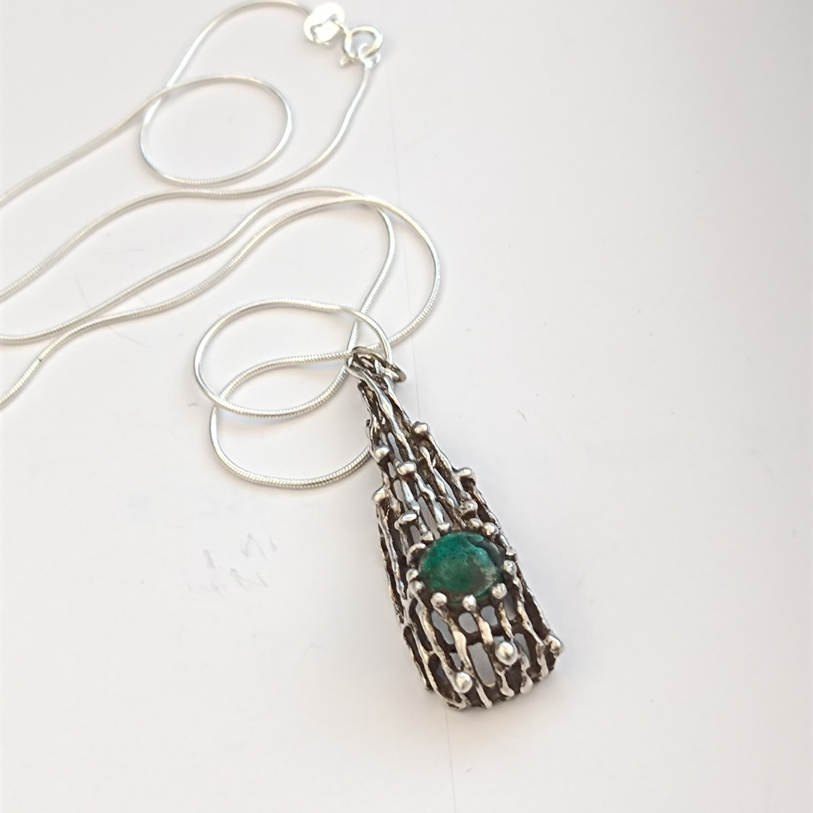 Modernist Brutalist Eilat Stone Pendant Necklace Sterling Silver Israeli 70s VTG
