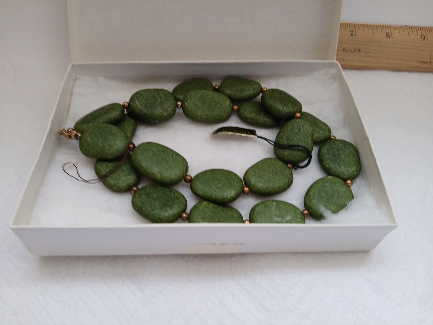 Vtg Retro/Mid Century Style Genuine Green Lucite 24″ Necklace Made In Hong Kong