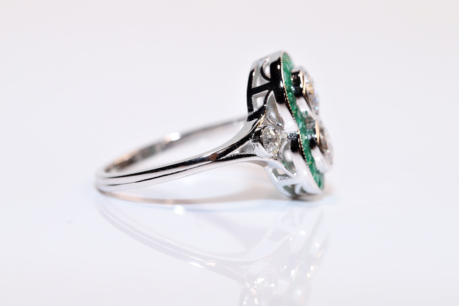 New Made 18k Gold Natural Old Cut Diamond And Caliber Cut Emerald Ring