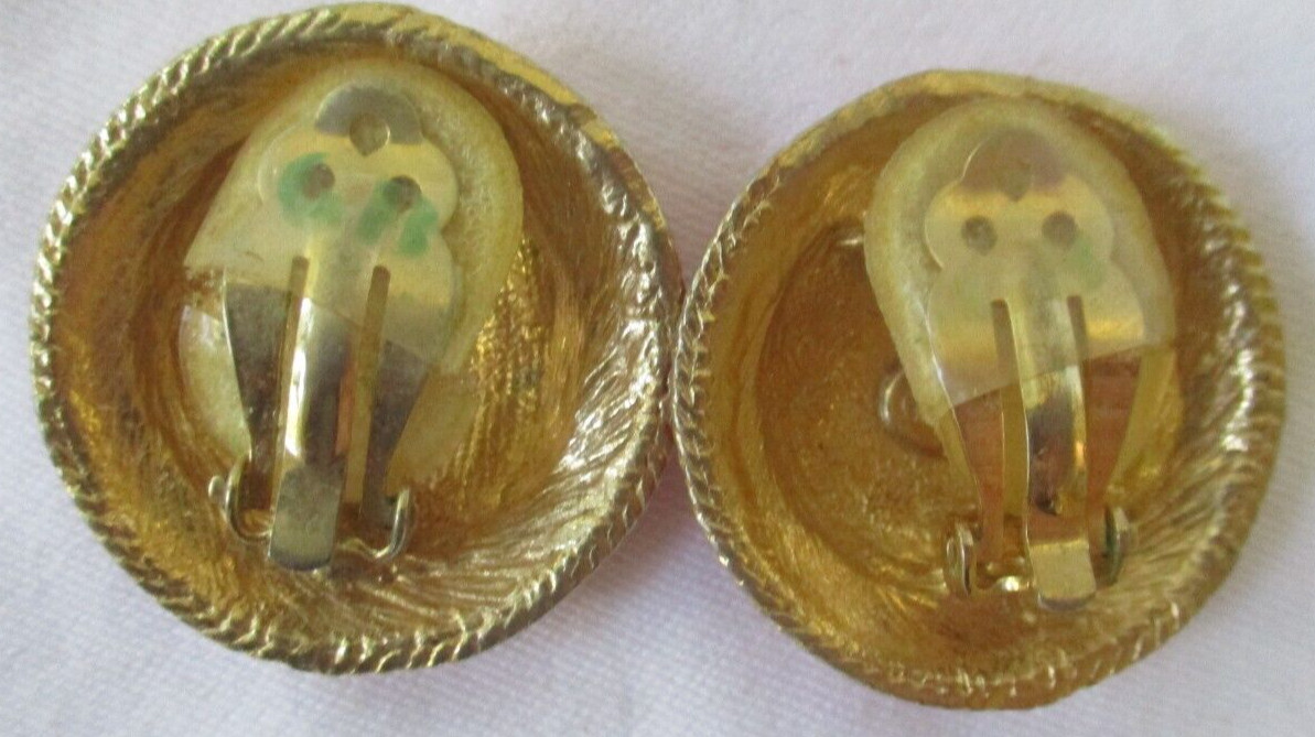 VINTAGE GAY BOYER CANAL DE VIEUX ANCHOR CLIP-ON EARRINGS WITH PADS