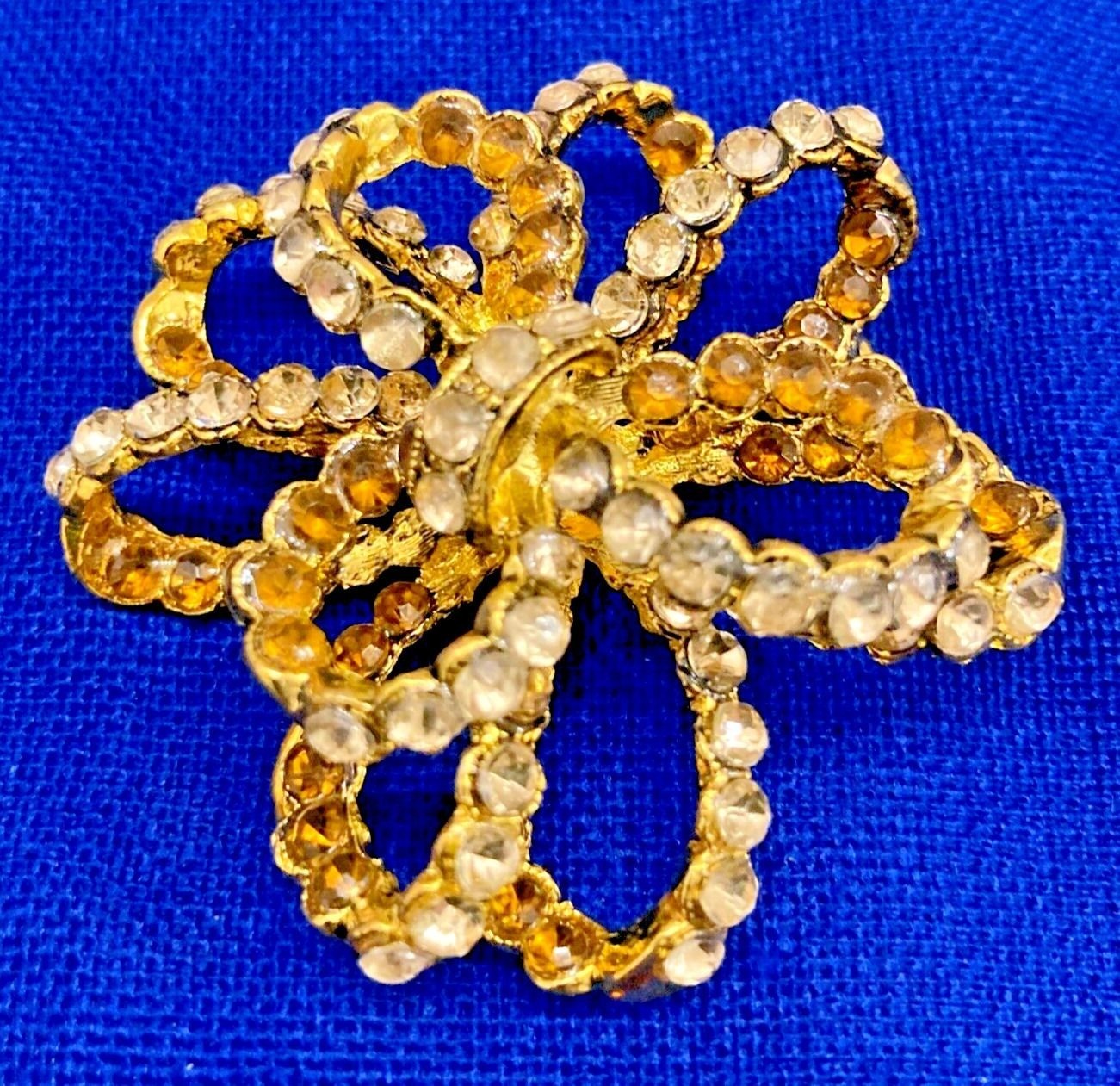 Brooch Pin / Pendant Gold Tone Honey Amber Color And Rhinestones Bow Vintage USA
