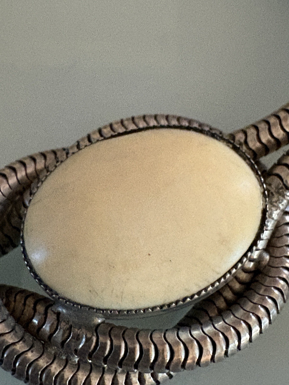 VTG Heavy Choker Necklace Bovine Bone Silvertone Double Serpentine Chain 1970s