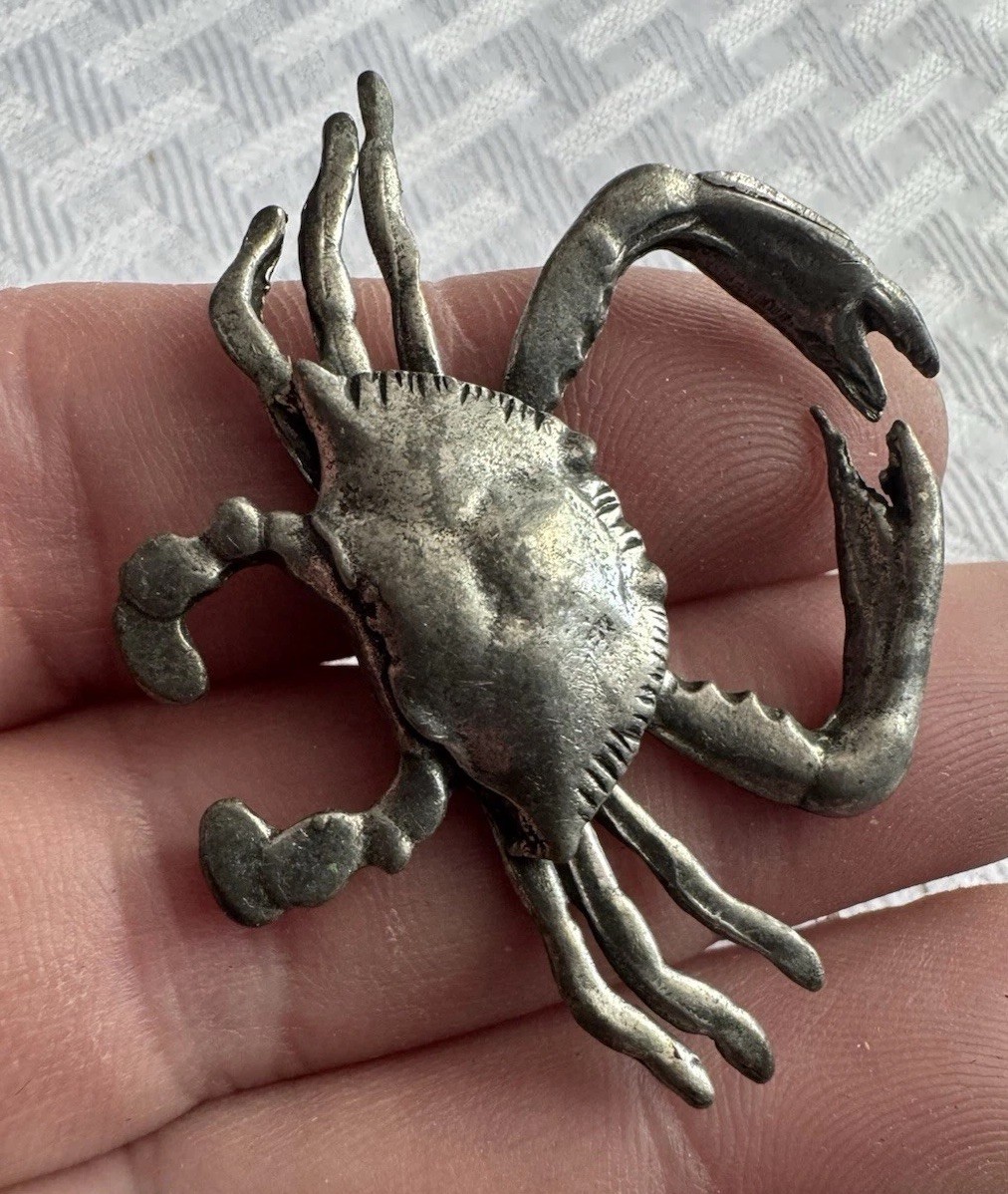 Vintage Salisbury Pewter Crab Brooch Maryland Chesapeake Bay Jewelry Figural