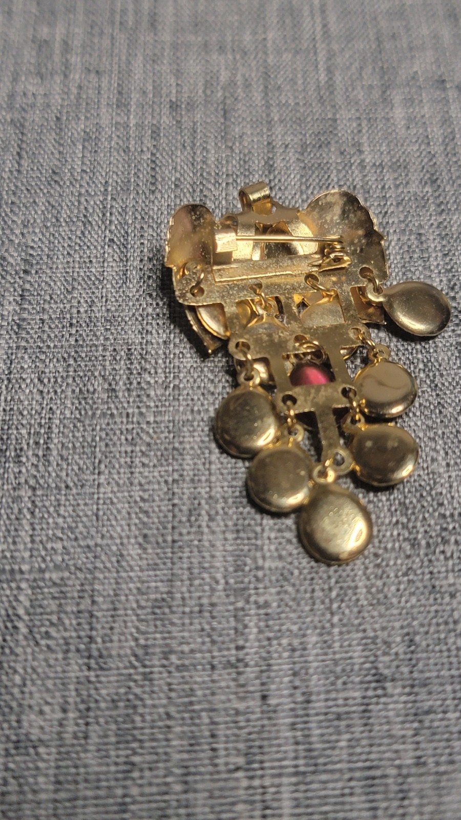 Dangling Purple Grape Cluster Gold Tone Wearable as a brooch or pendant