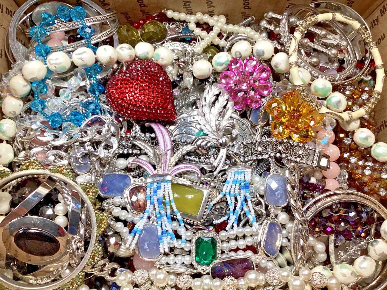 FASHION JEWELRY LOT RHINESTONE SILVER TONE NO BROKEN PIECES 9.64 POUNDS