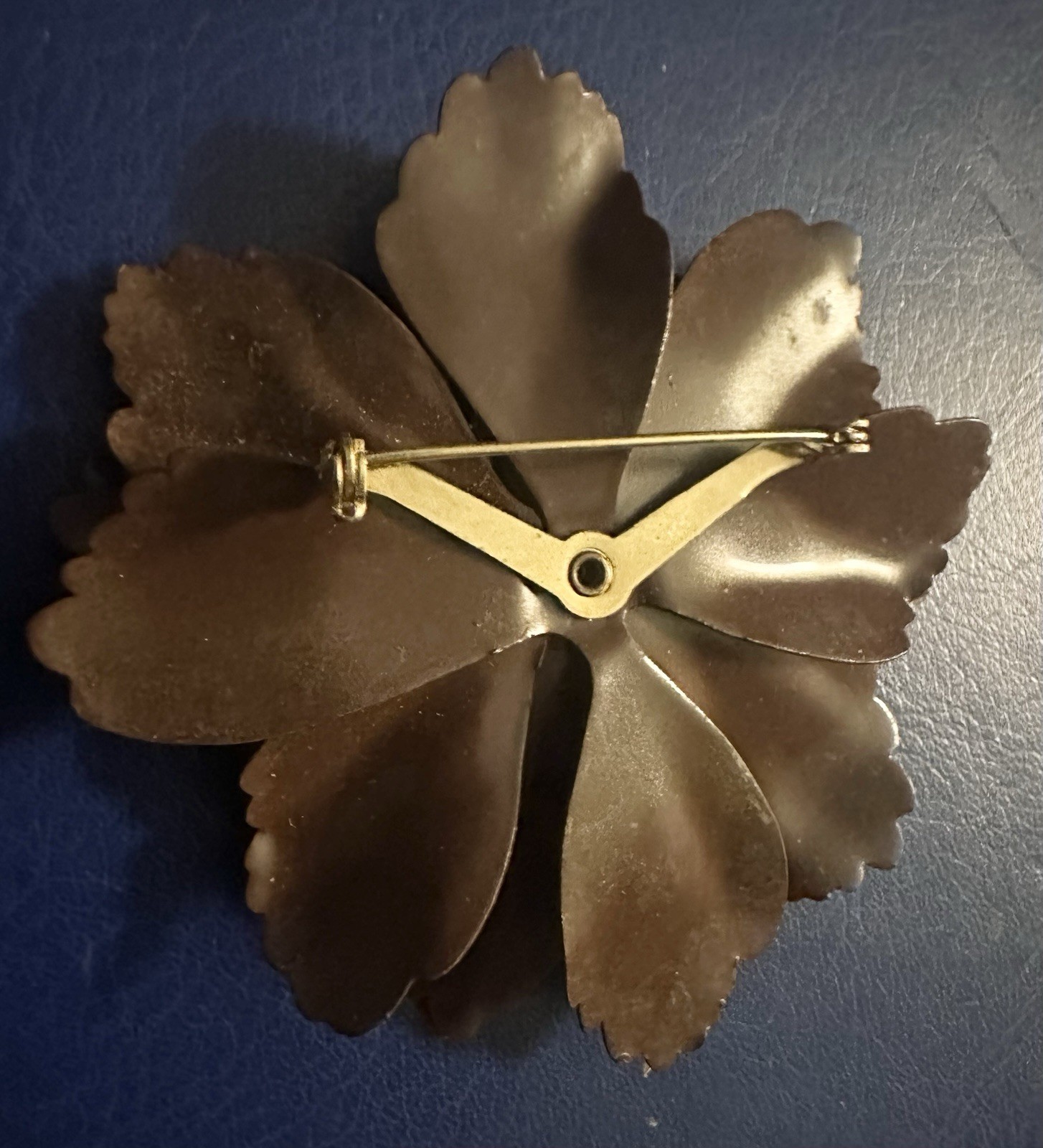 BROWN & WHITE Enamel LARGE Flower Pin Brooch Vintage