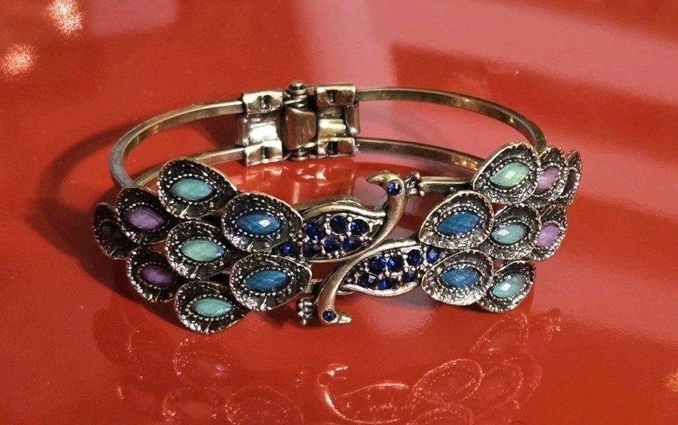 Vintage Antiqued Gold Tone Peacock Blue Purple Rhinestone Beads Hinged Bracelet