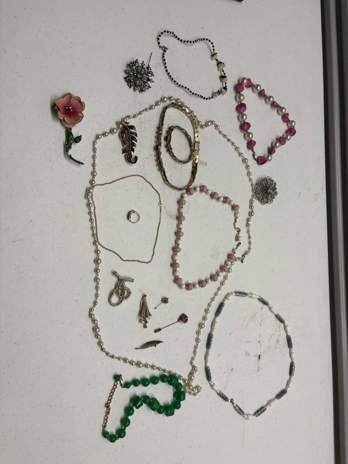 Vintage Costume Jewelry Lot Necklaces Brooches Pins Bracelet Ring Faux Pearl