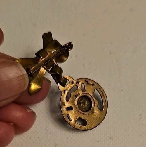 Vintage BORDEN Dairy ELSIE THE COW PIN BROOCH Bow Gold Tone Milk