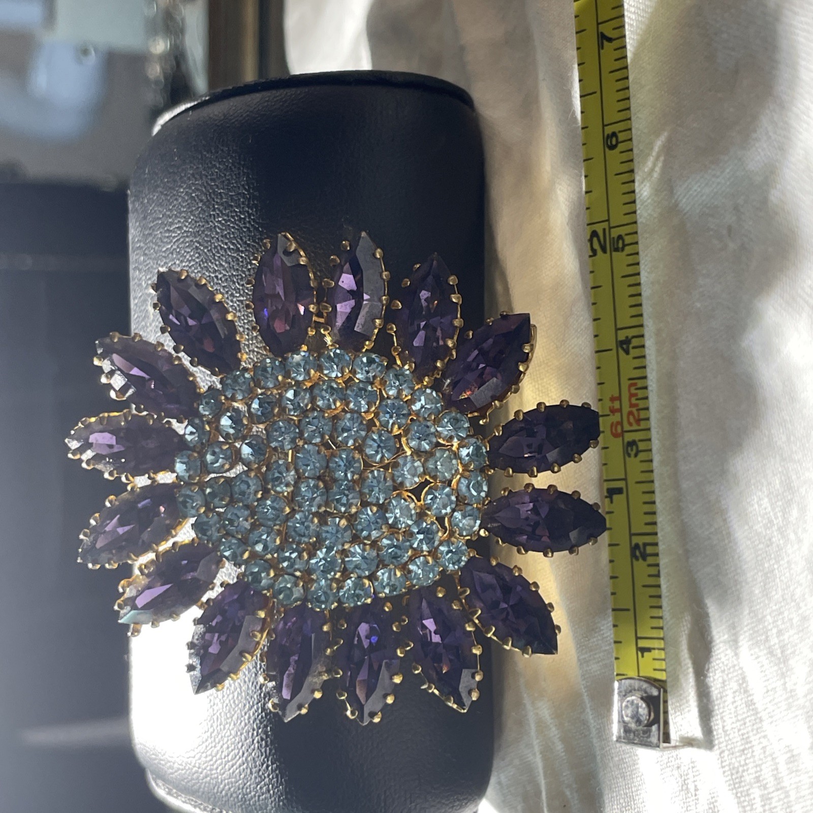 Vintage Blue And Purple Made In Austria Stamped Rhinestone And Gold Tone Brooch