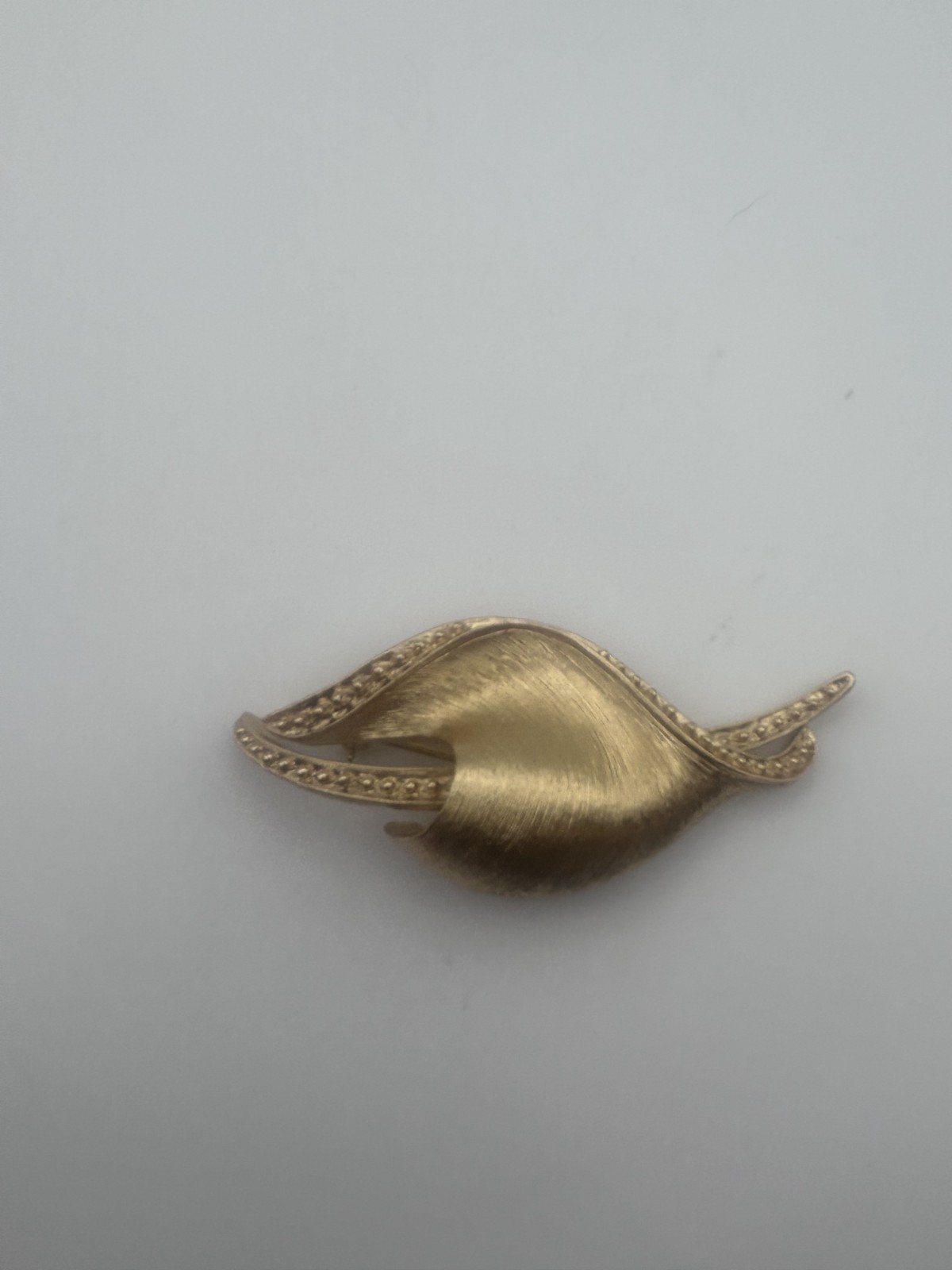 Vintage Wave-Shaped Ribbon Monet Brooch Brushed Gold Tone