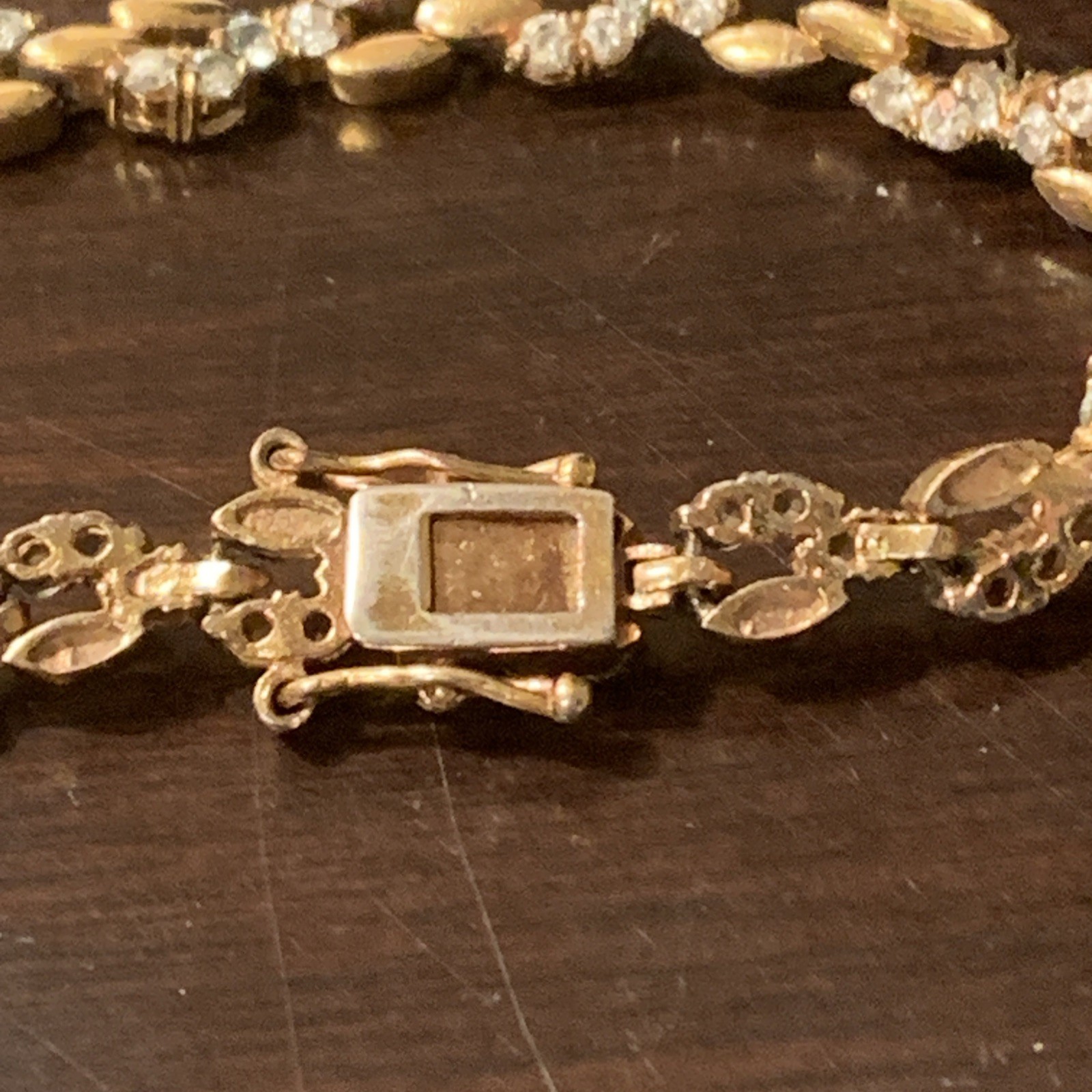Vtg. Yellow Goldtone & Rhinestone 7 1/2 Inch Tennis Bracelet – no Marks