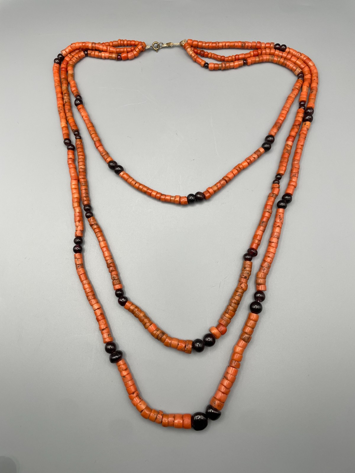 Antique 3-Strand Natural Coral Necklace with Genuine Coral & Black Stone 118 gr