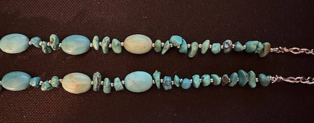 Signed RLL Vintage, Authentic, Turquois 21-1/2 Inch Necklace 8 Lg. 45 Sm. Beads