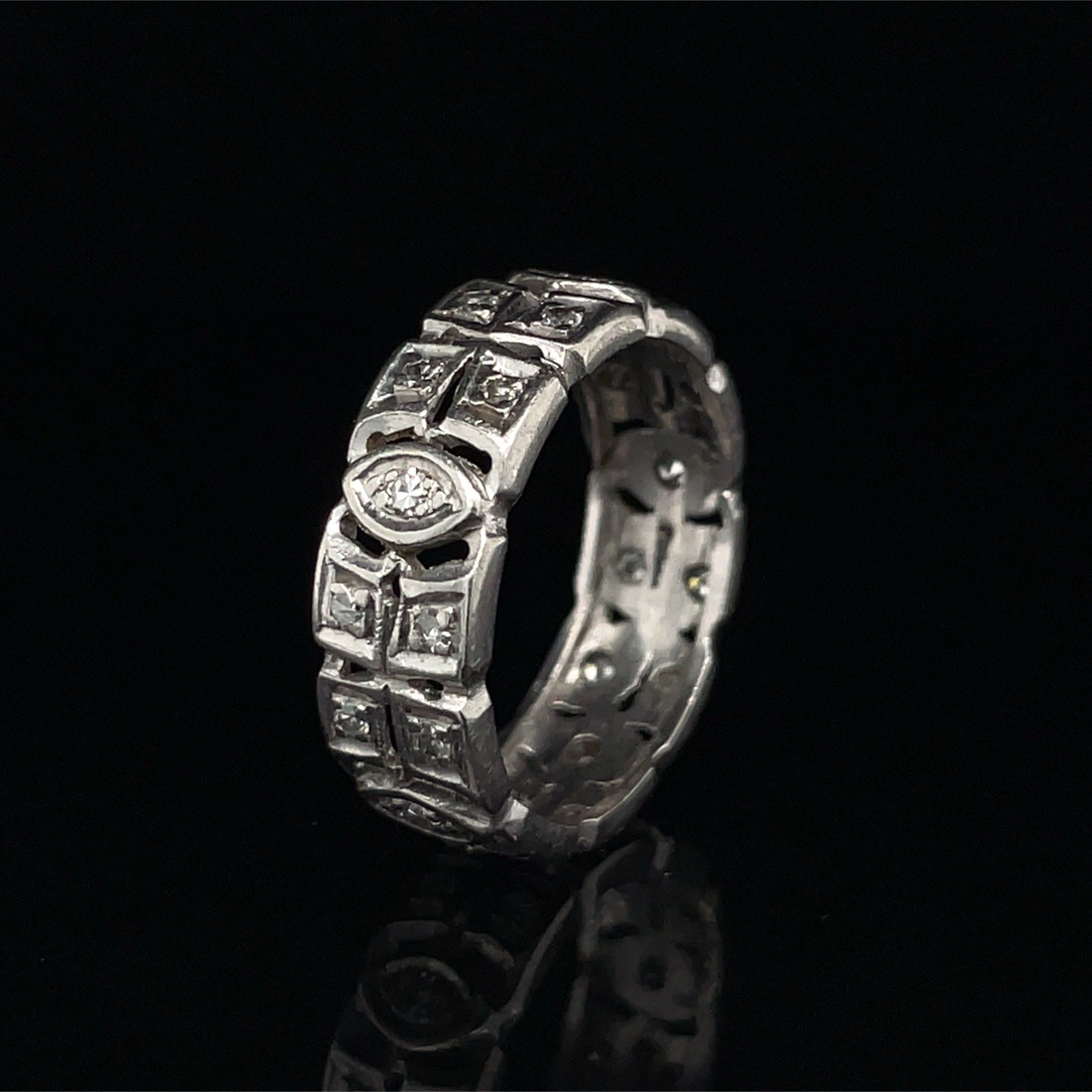 Art Deco 0.35 Carat Platinum Diamond Eternity Band