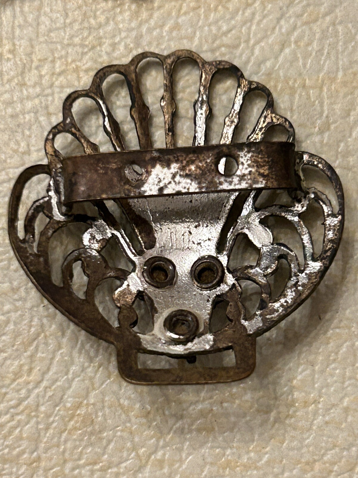 Vintage random filigree metal butterfly’s and sea shell unknown use?