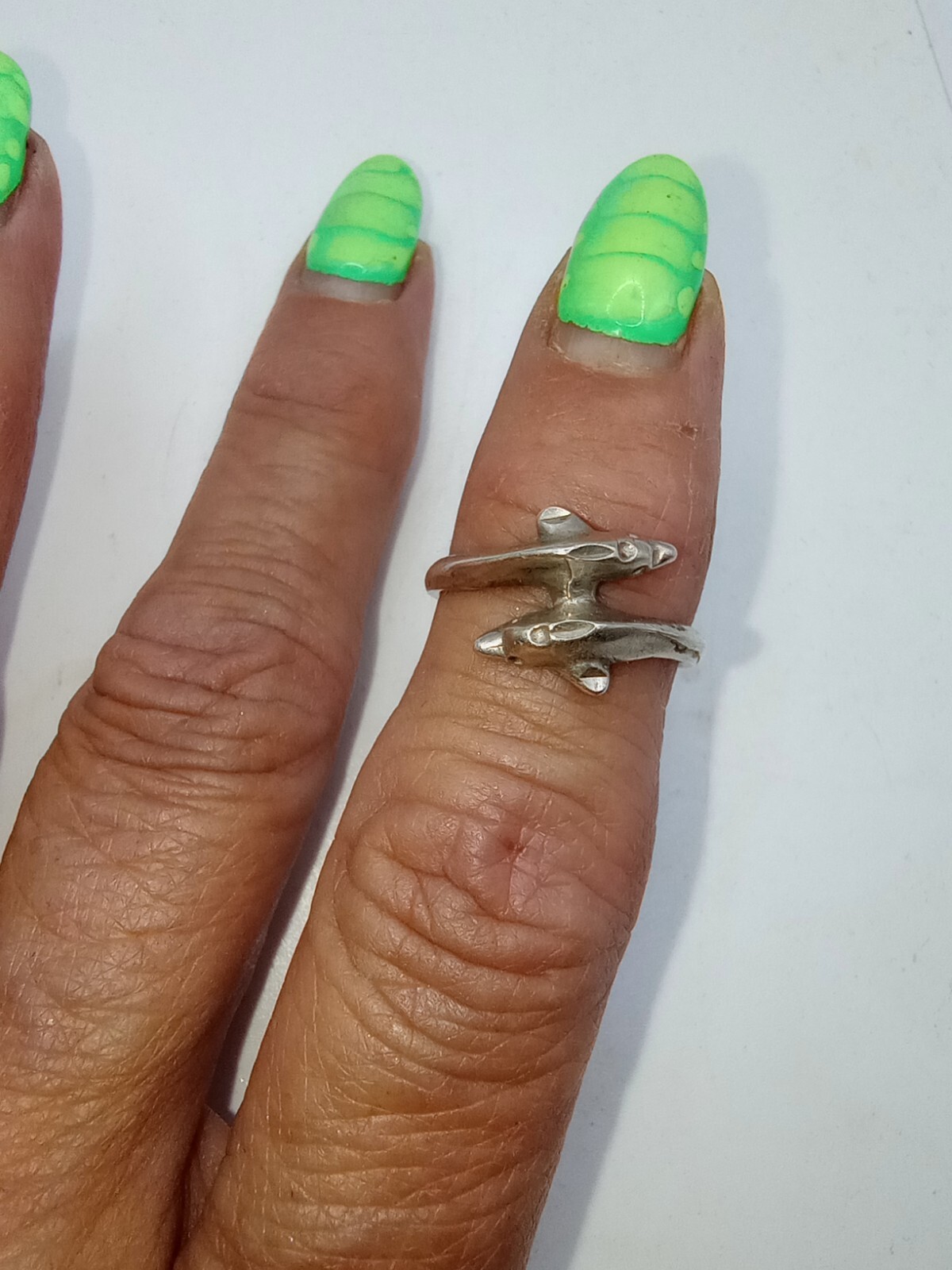 Vtg Estate Auction 925 Sterling Silver 2 Friendly Dolphins 4 1/2 Ring Size