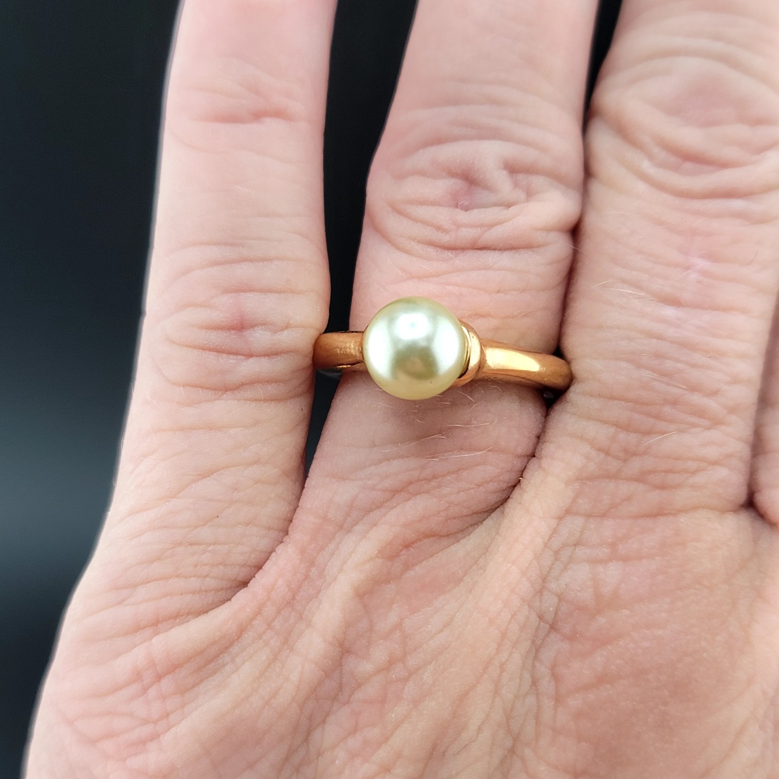 Vtg Sz 6 Ring ESPO Green Faux Pearl Bead Fashion Jewelry Joseph Esposito