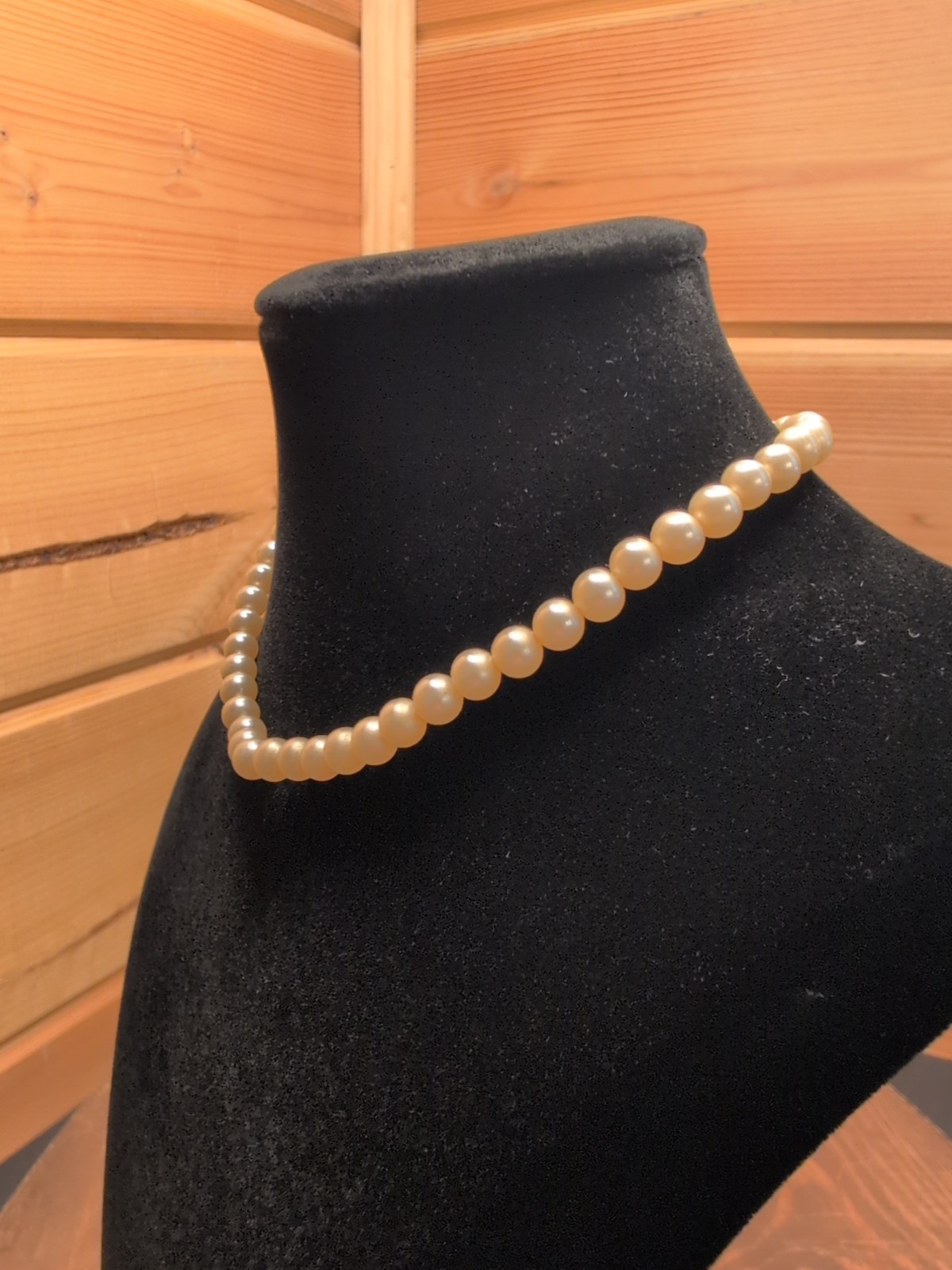 Vintage Deltah Creamy White Faux Pearl Collar Necklace With Hook Clasp