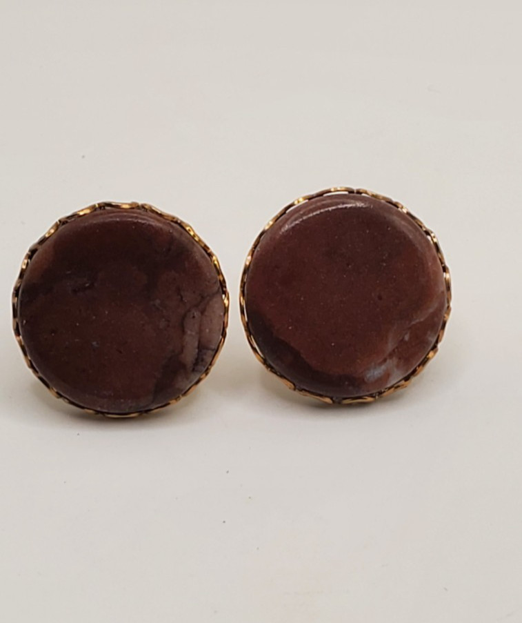 Vintage Gold tone metal with brown disk screw back Earrings .62″ brw14