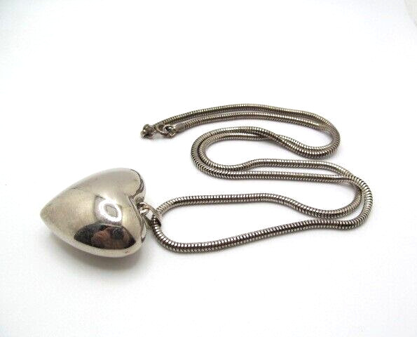 Vintage Silver Tone Thick Snake Barrel Chain 3.25mm Large Puff Heart Necklace