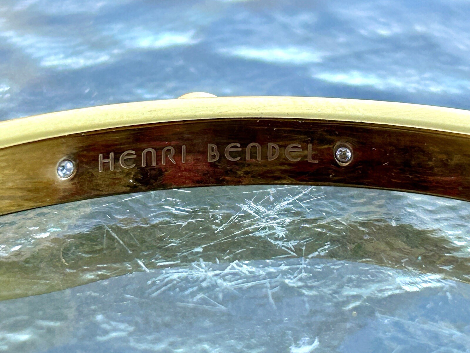 Vtg Signed Henri Bender Designer Rhinestone Gold Tone Hinged Bangle Bracelet