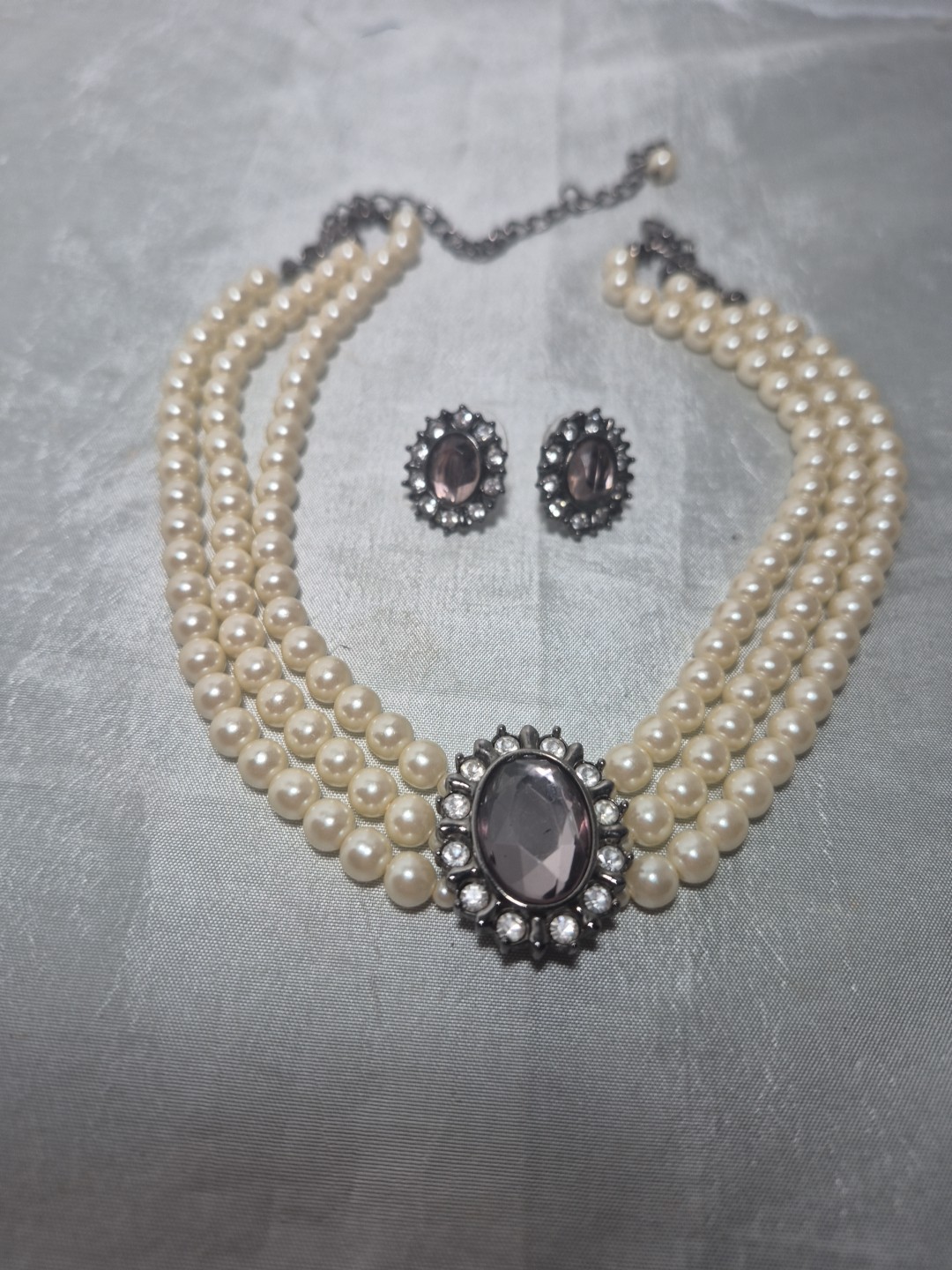 Vintage Faux Pearl 3 Strand Choker With Earrings Smokey Gray Rhinestones