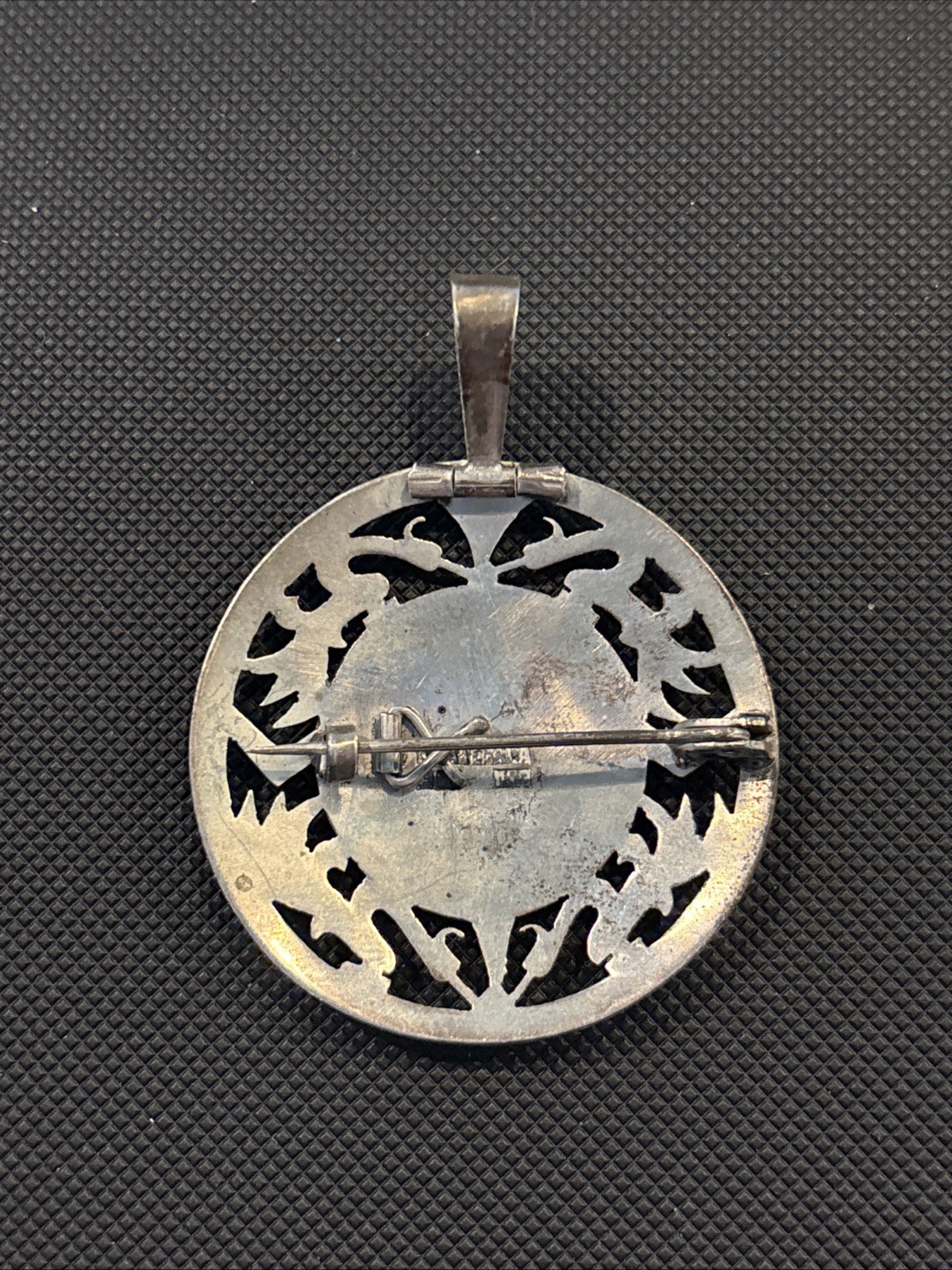 Vintage 900 Silver Guatemala Silver Openwork Bird Round Brooch Pendant