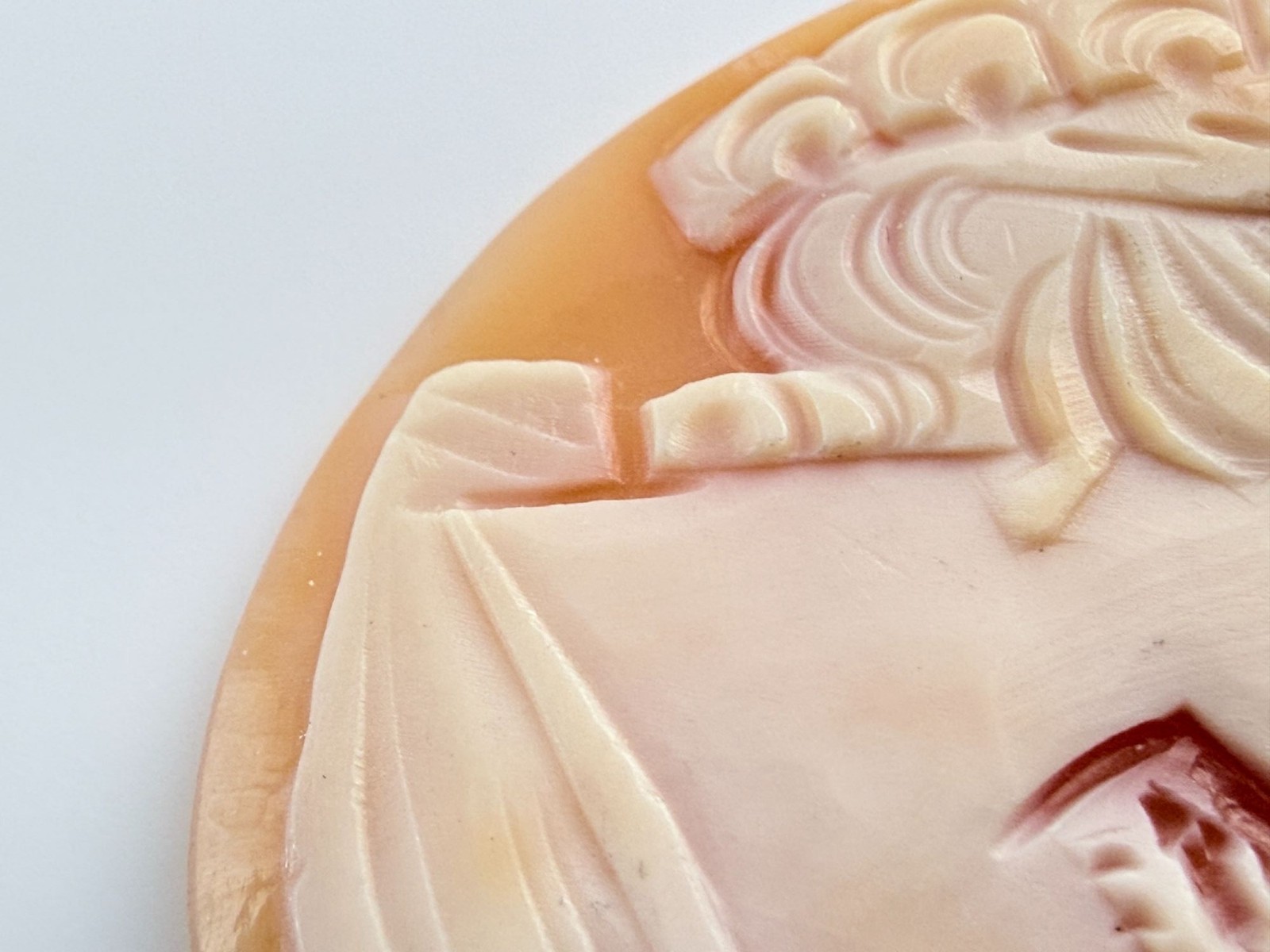 Vintage Loose Hand Carved Shell Cameo Woman Facing Right 1.25 Inch x 1 Inch 3.6g