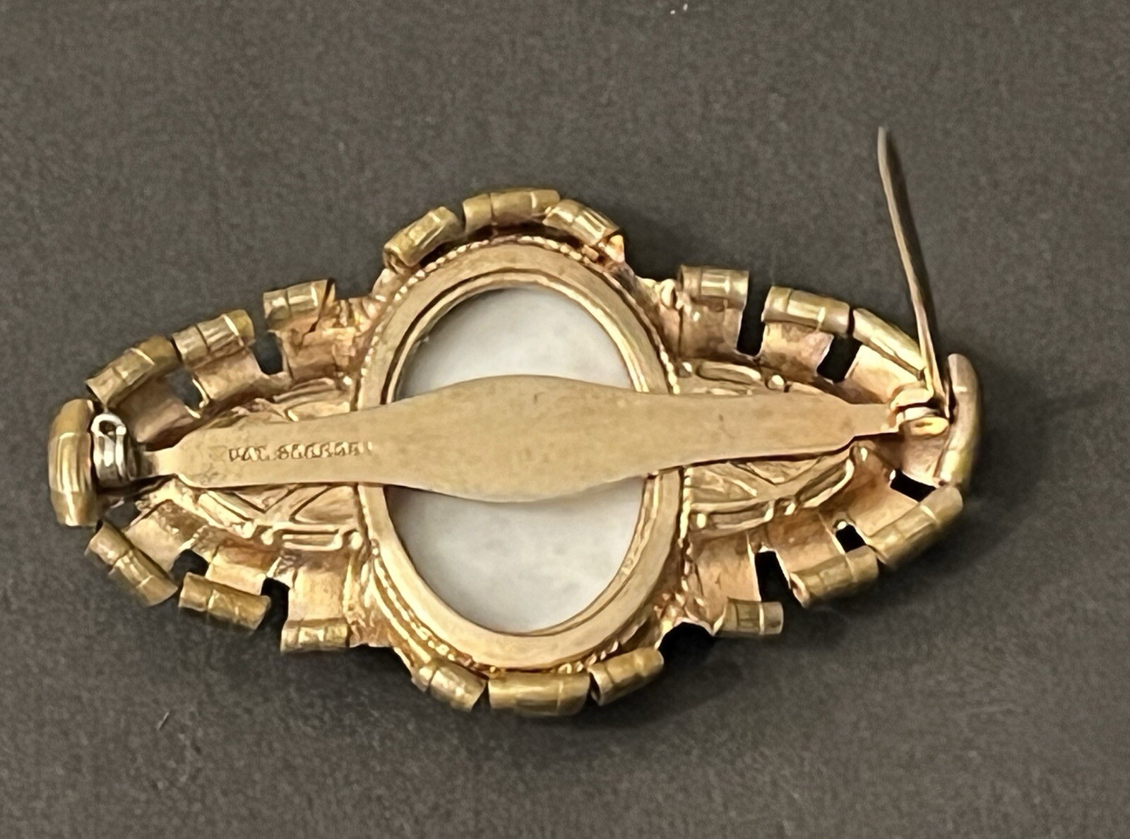 Vintage Austrian Porcelain Courting Couple Brooch Pat 206595 Gold Tone