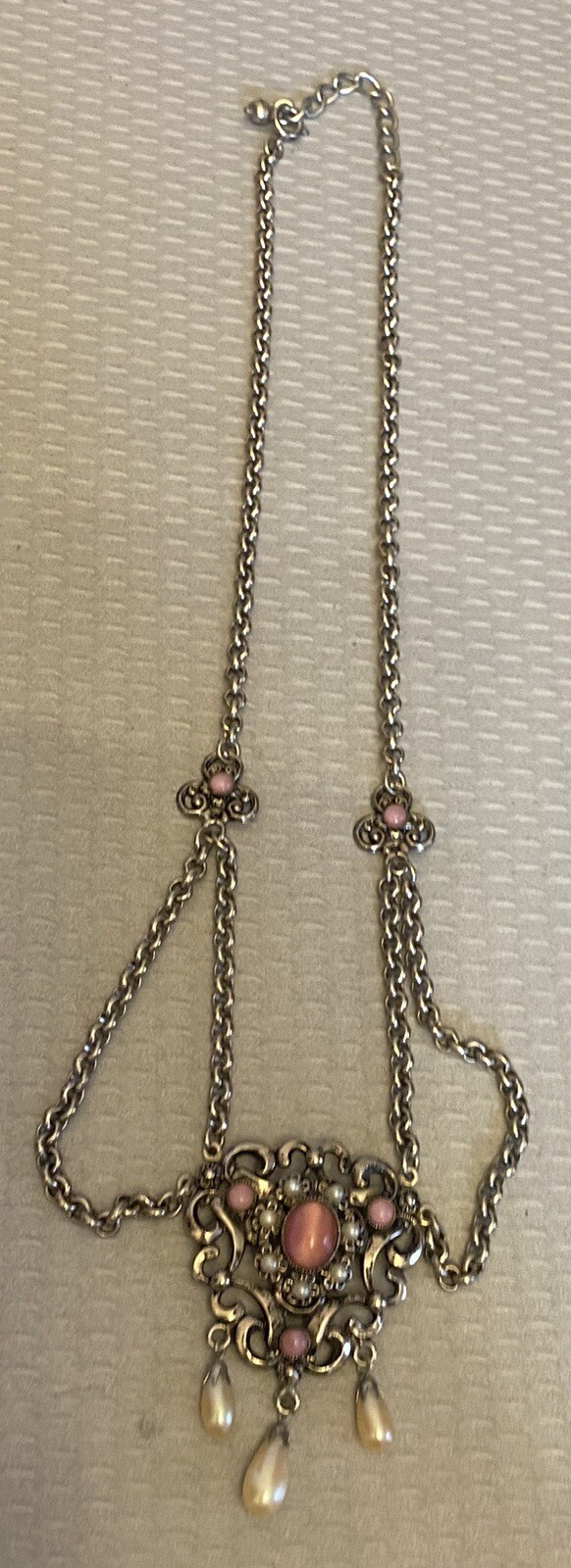 1950s vintage Swag Festoon Revival Necklace Silvertone Faux Pink Moonstone Pearl