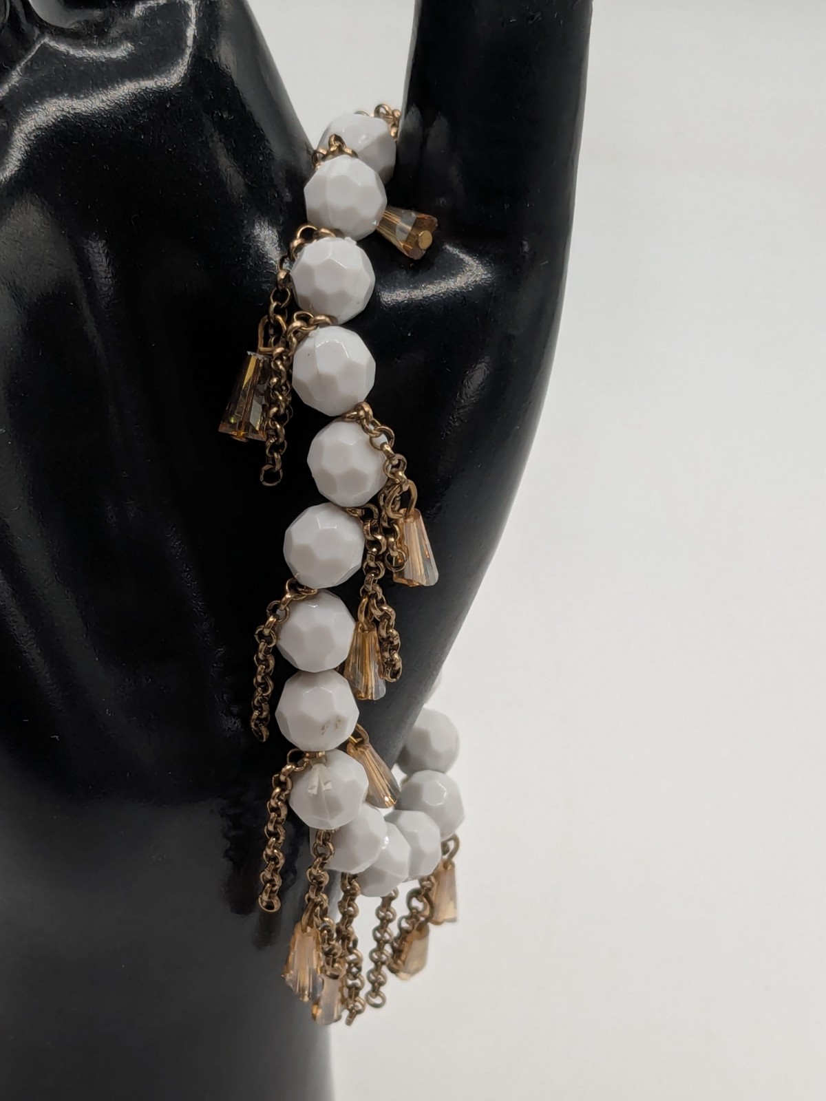 Vintage Gold Tone White Beaded Bracelet with Champagne Color Dangles