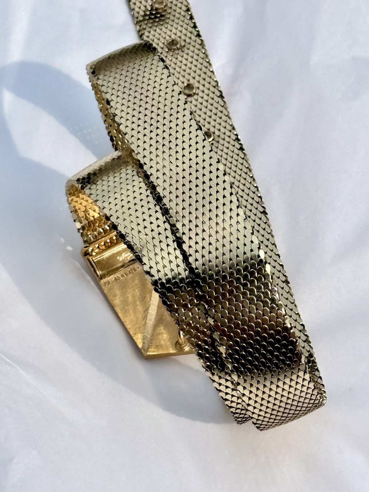 Vintage Whiting & Davis By Al Roberto’84 Gold Tone Liquid Metal Mesh Belt 33-37”