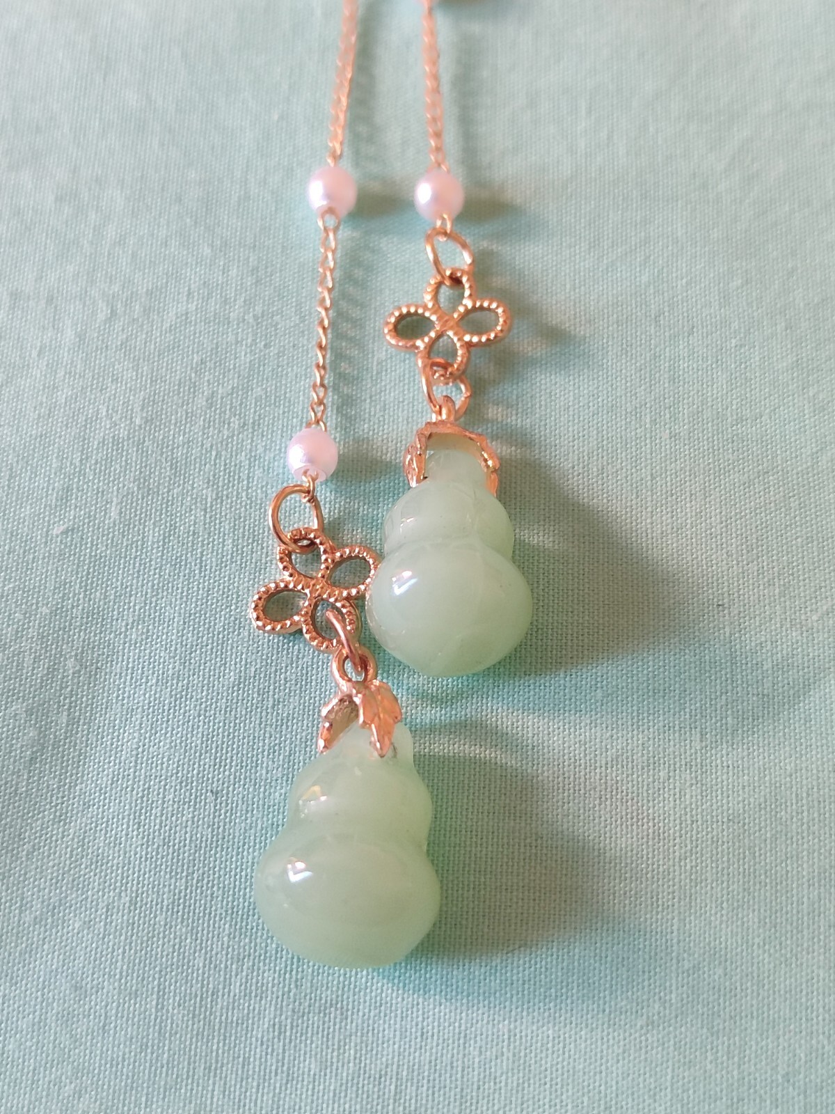 Asian Style Dangle Charm Faux Jade Glass Pearl Gold Tone Double Strand Kimono