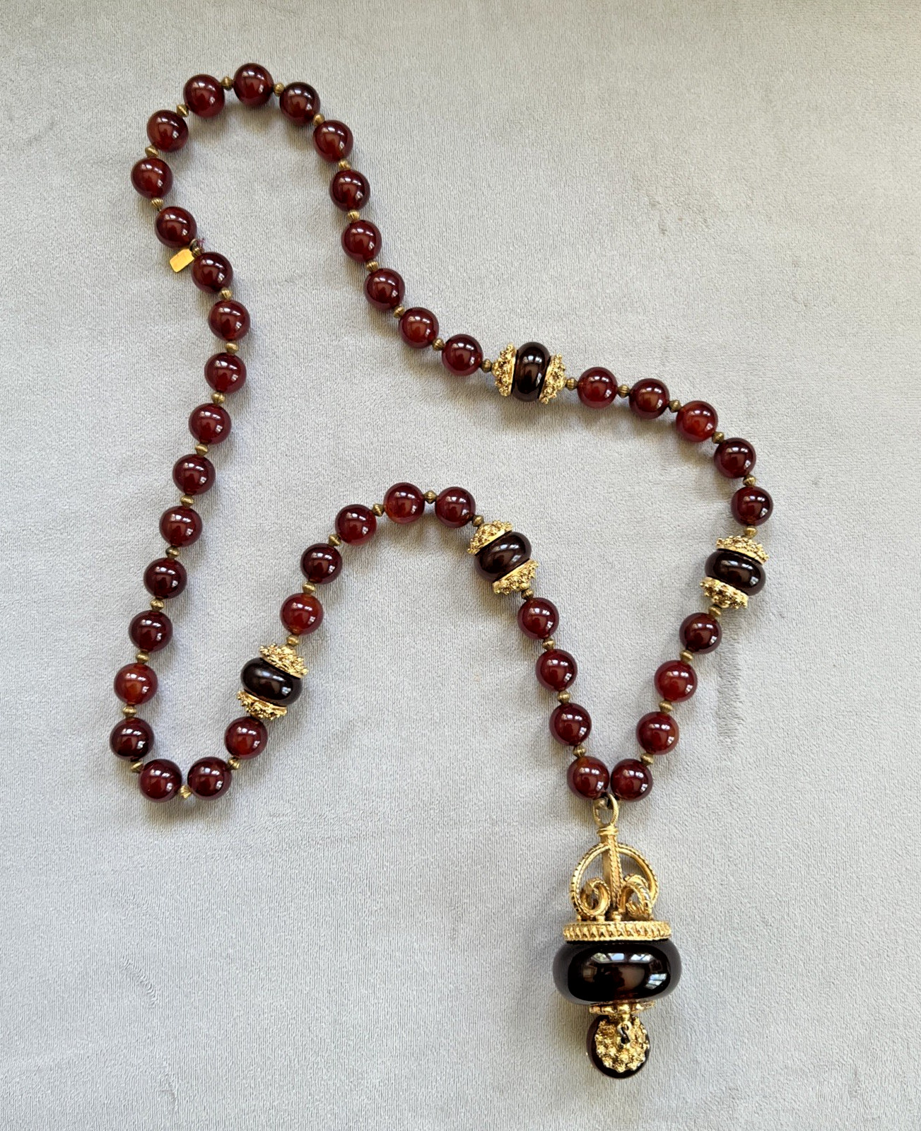 VTG SIGNED KENNETH LANE CARNELIAN RED AMBER GLASS BEAD PENDANT NECKLACE RARE 33″