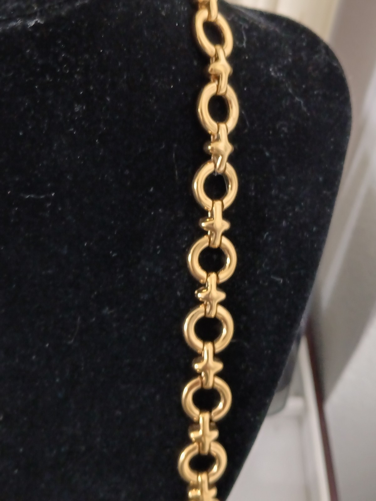 Vintage Monet Gold-Tone Horsebit Long Link Costume Jewelry Necklace