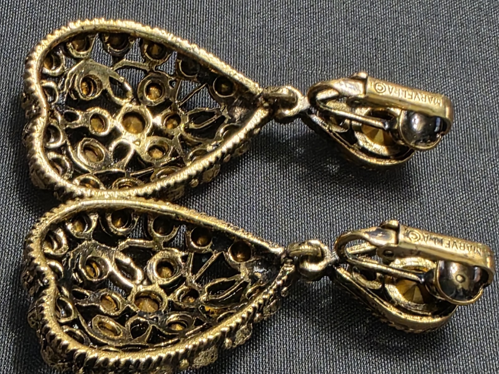 Estate – Gold Tone – Vintage Amber Colored Stones – Dangle Earrings – Item 264