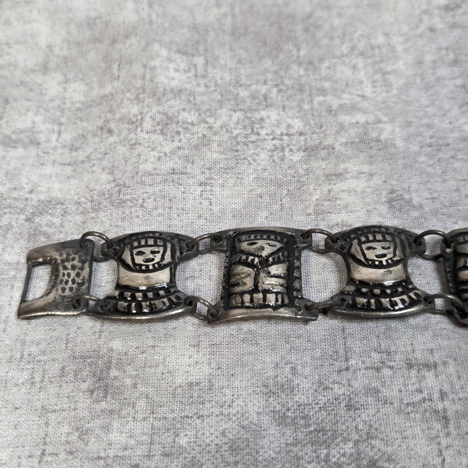 Vtg Mid Century C GENA Colombia 900 Silver Coin Panel Storyteller Bracelet 44g