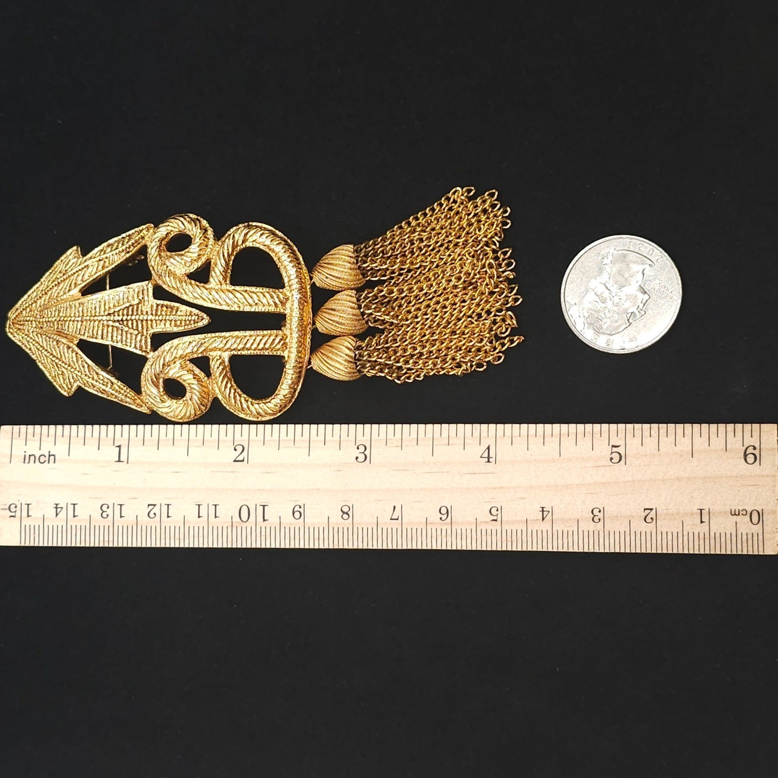 Designer Carol Dauplaise 4″ Tassel Brooch Statement Gold Tone Vtg Knot Dangle