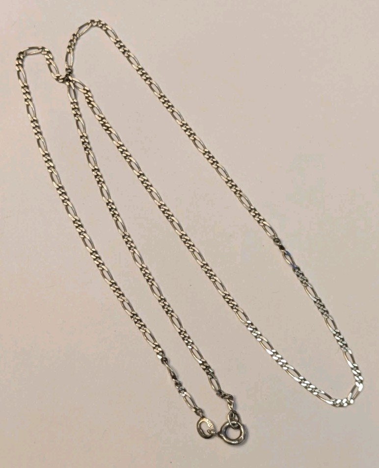 Sterling Silver 925 2mm Figaro Chain 18″ Necklace – 4g