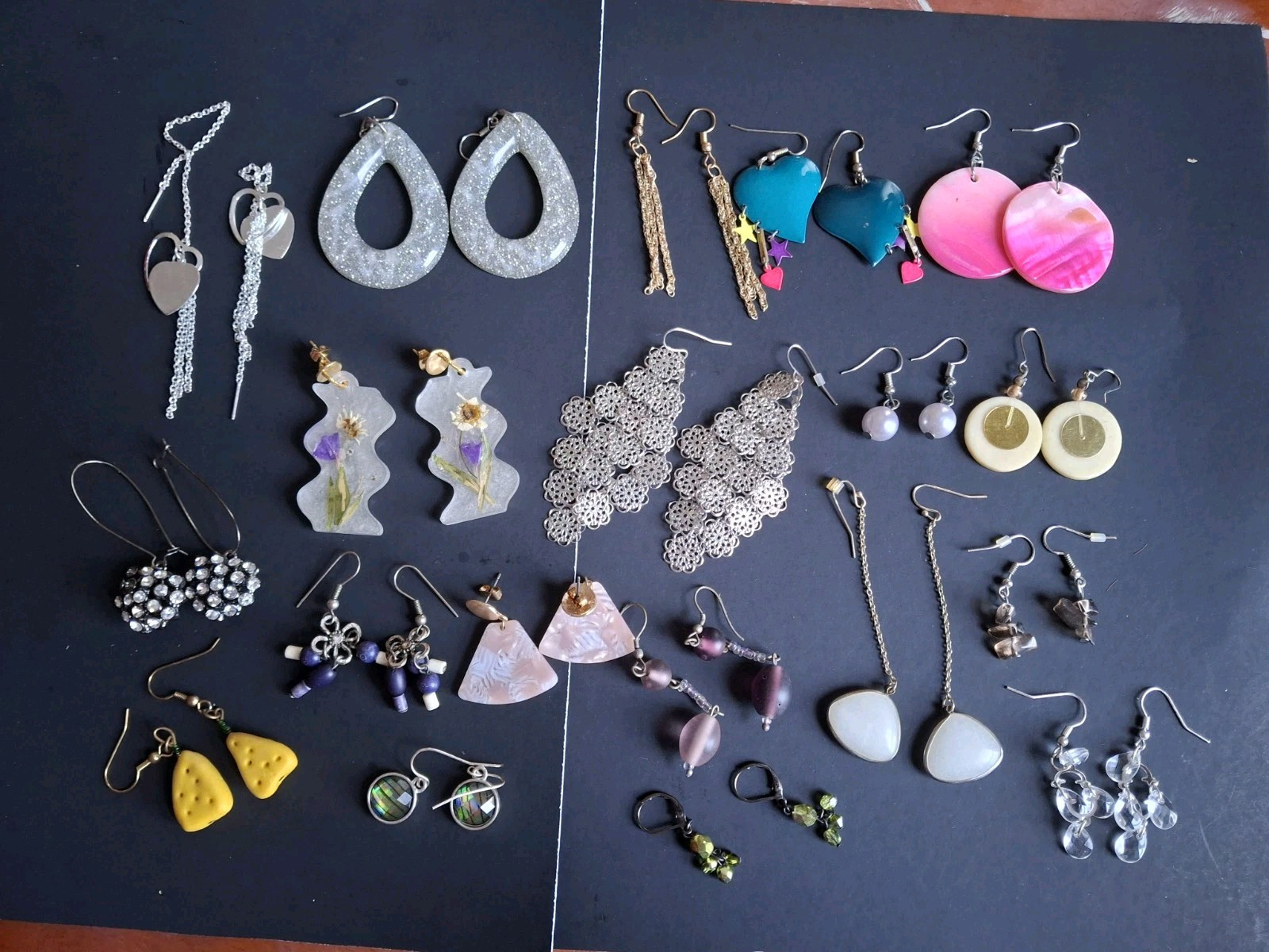 Lot Of 19 Modern/Vintage Earrings Pairs Pierced, Dangle, Hooks multicolor