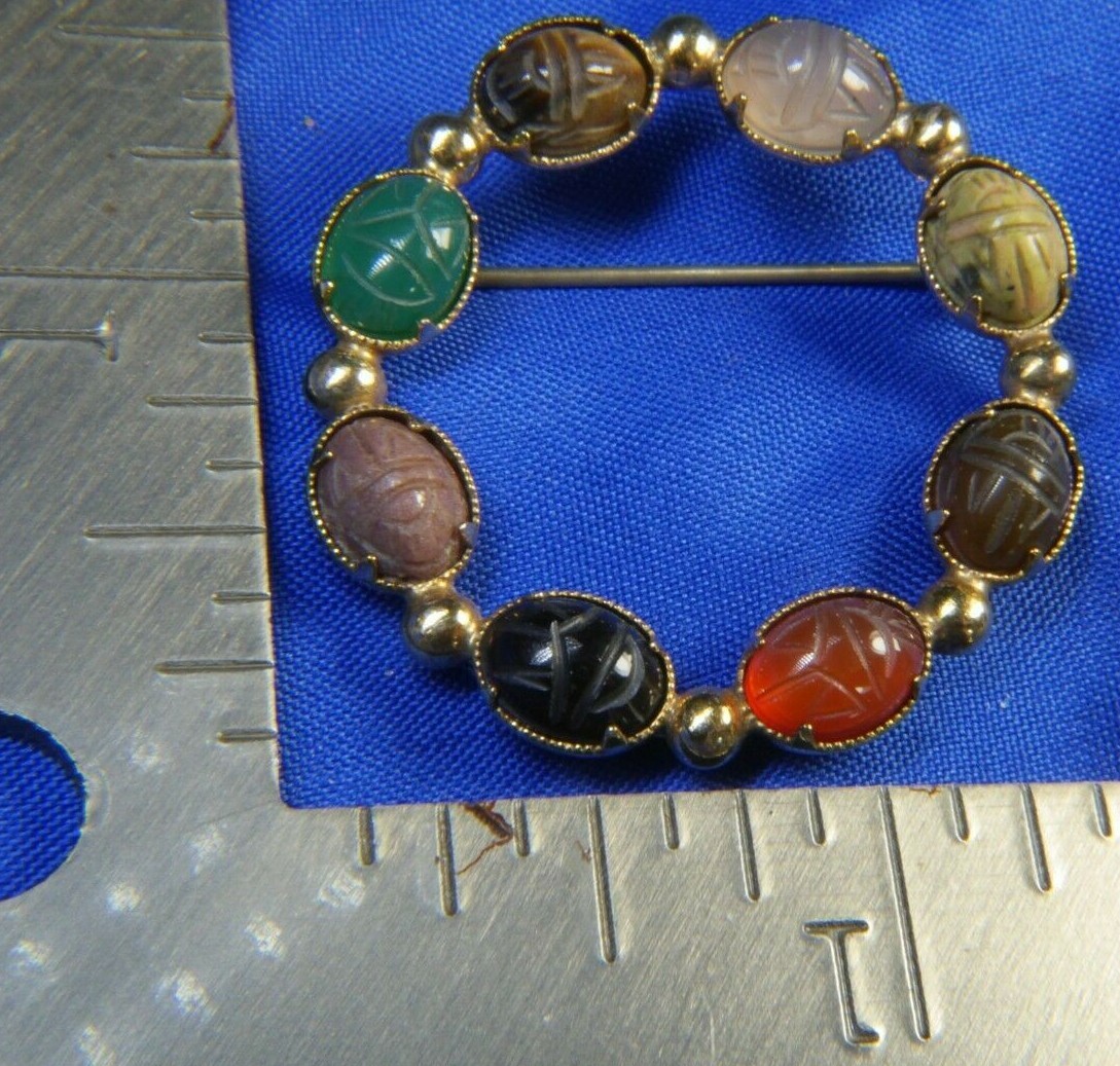 Vintage Scarab Carnelian Jade Tiger’s Eye 12K GOLD PLATED Broach Pin Brooch A35